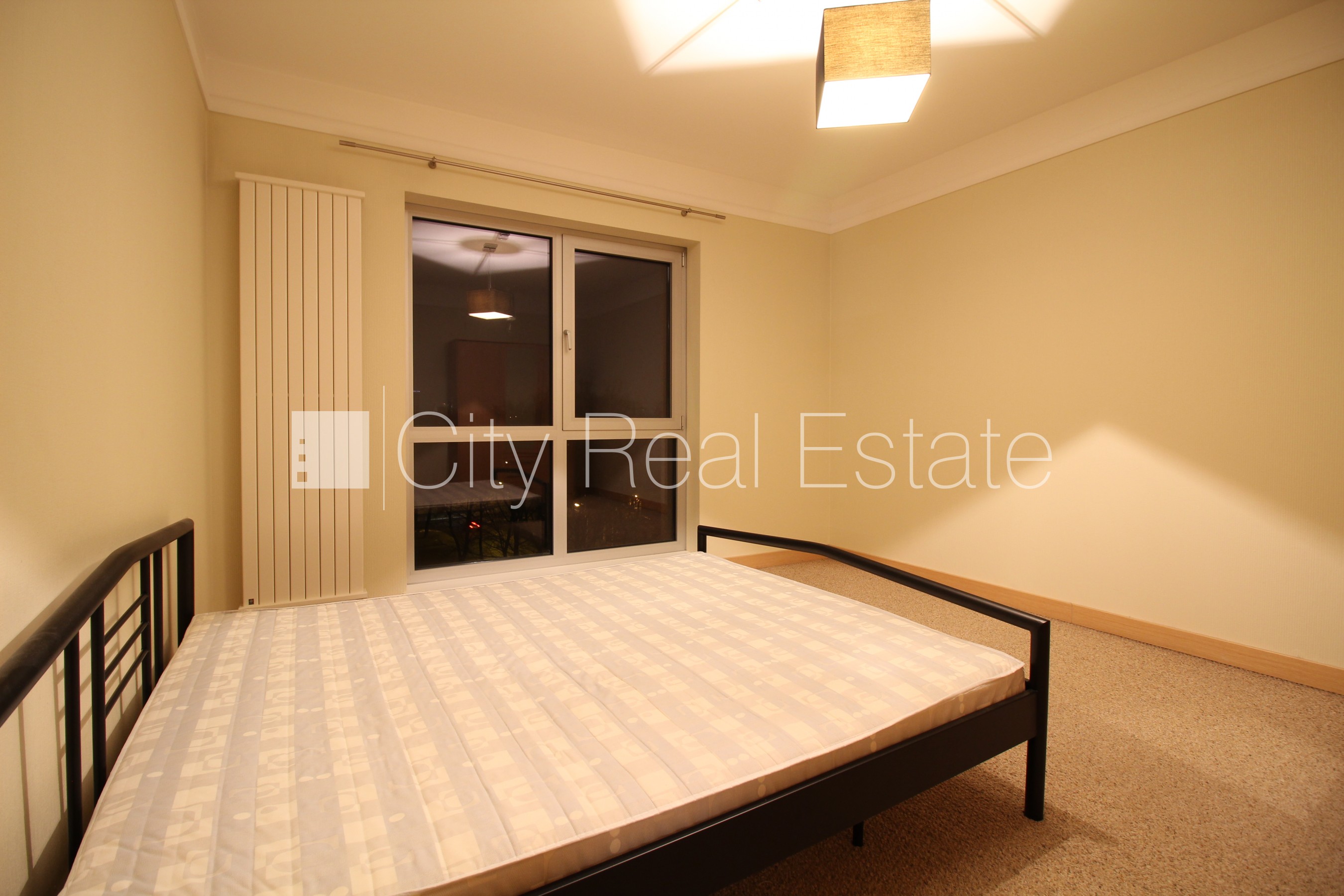 Sludinājumi. Projekts - Panorama Plaza, jaunceltne, labiekārtota apzaļumota teritorija, iespēja nomāt pazemes Cena: 850 EUR/mēn Foto #8