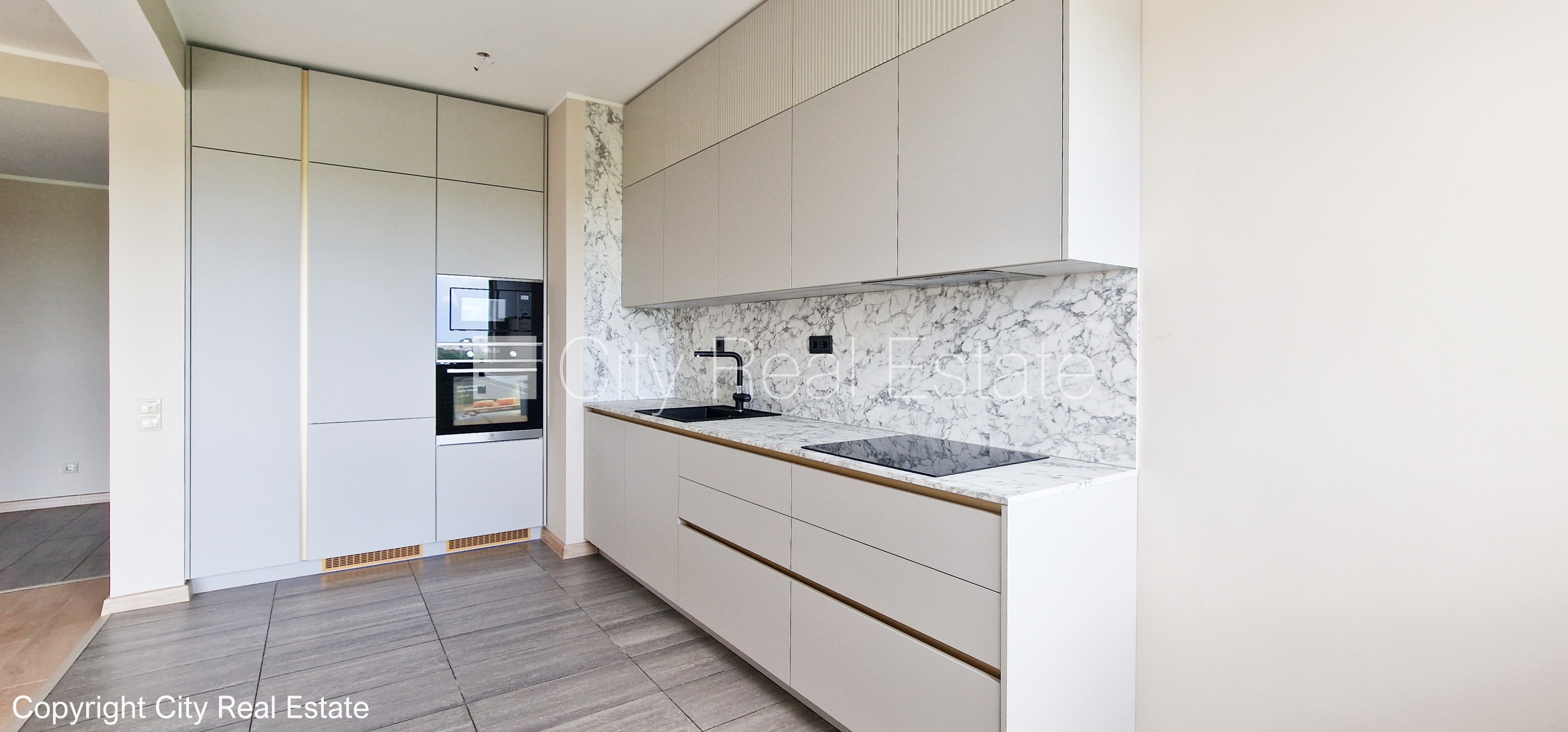 Sludinājumi. Projekts - Panorama Plaza, jaunceltne, labiekārtota apzaļumota teritorija, iespēja nomāt pazemes Cena: 850 EUR/mēn Foto #3