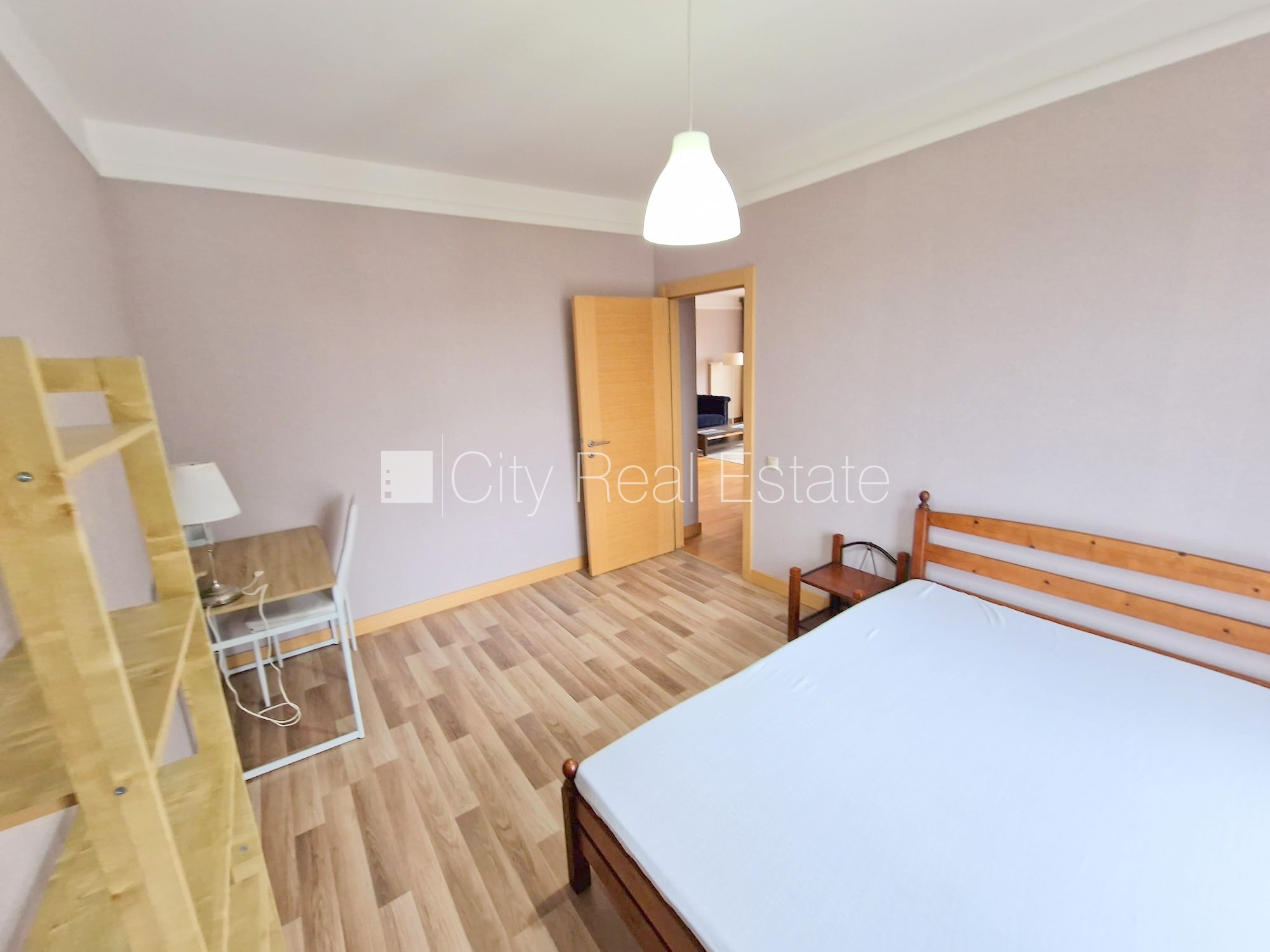 Sludinājumi. Projekts - Panorama Plaza, jaunceltne, pagalma ēka, labiekārtota apzaļumota teritorija, slēgts Cena: 900 EUR/mēn Foto #17