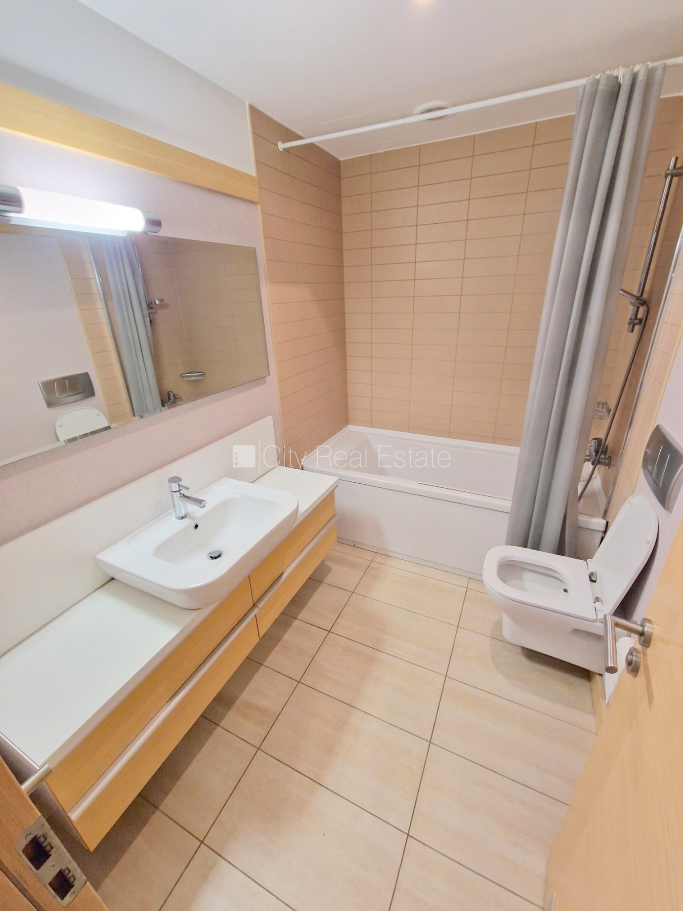 Sludinājumi. Projekts - Panorama Plaza, jaunceltne, pagalma ēka, labiekārtota apzaļumota teritorija, slēgts Cena: 900 EUR/mēn Foto #21