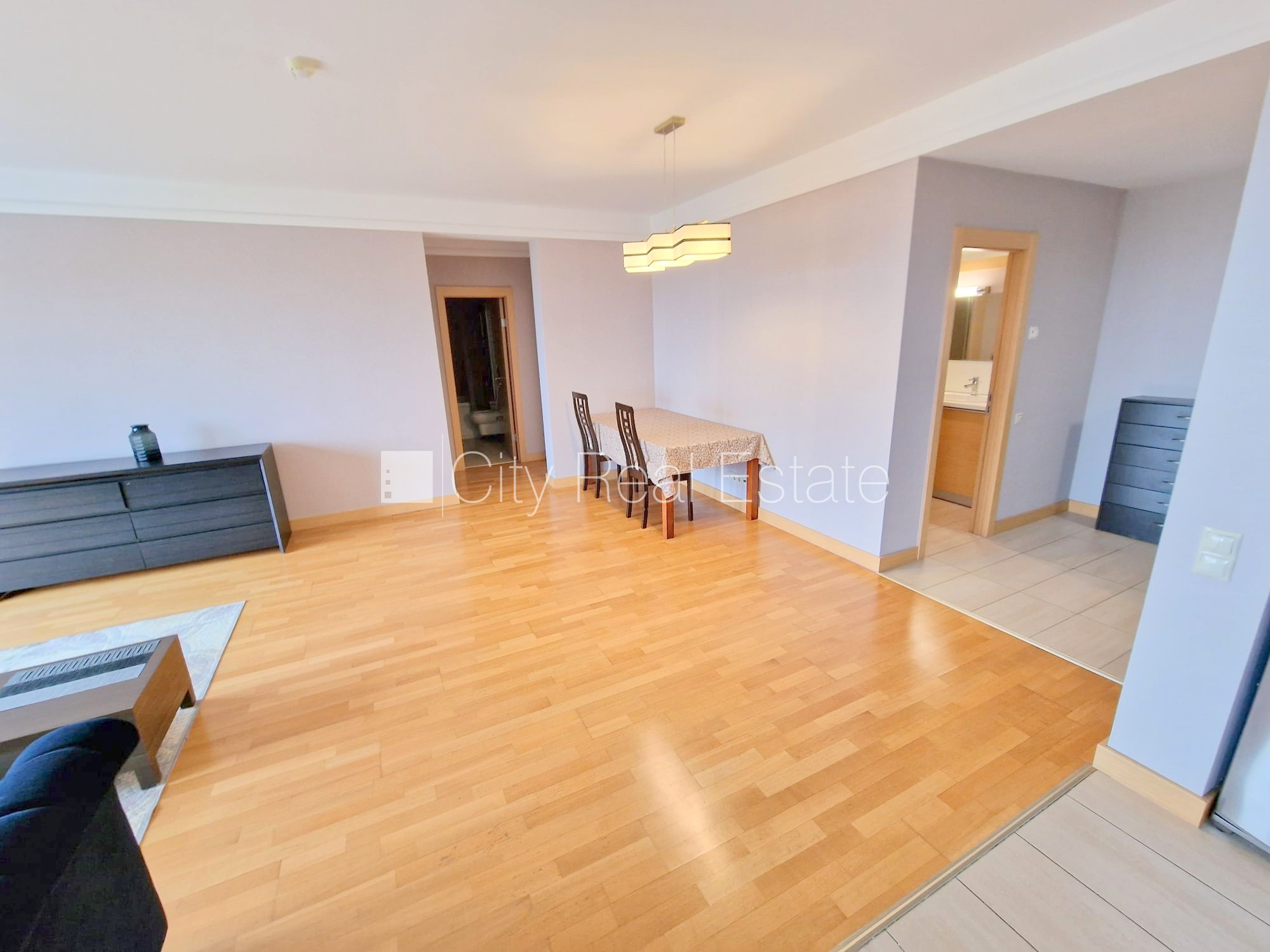 Sludinājumi. Projekts - Panorama Plaza, jaunceltne, pagalma ēka, labiekārtota apzaļumota teritorija, slēgts Cena: 900 EUR/mēn Foto #5