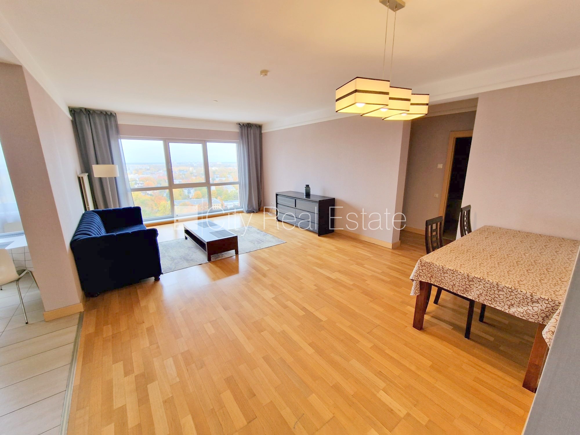 Sludinājumi. Projekts - Panorama Plaza, jaunceltne, pagalma ēka, labiekārtota apzaļumota teritorija, slēgts Cena: 900 EUR/mēn Foto #2