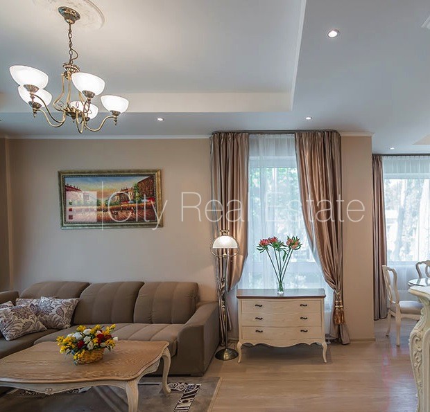 Sludinājumi. Zeme īpašumā, jaunceltne, pagalma māja, labiekārtota apzaļumota teritorija, iežogota teritorija, Cena: 445000 EUR Foto #6