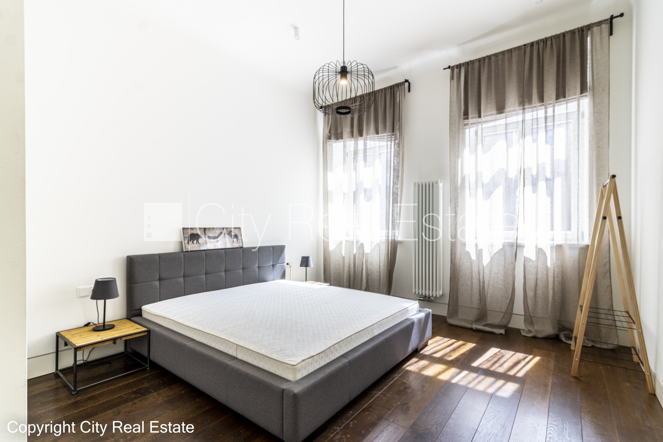 Sludinājumi. Projekts - J5, fasādes māja, renovēta māja, labiekārtots apzaļumots pagalms, slēgts pagalms, Cena: 950 EUR/mēn Foto #5