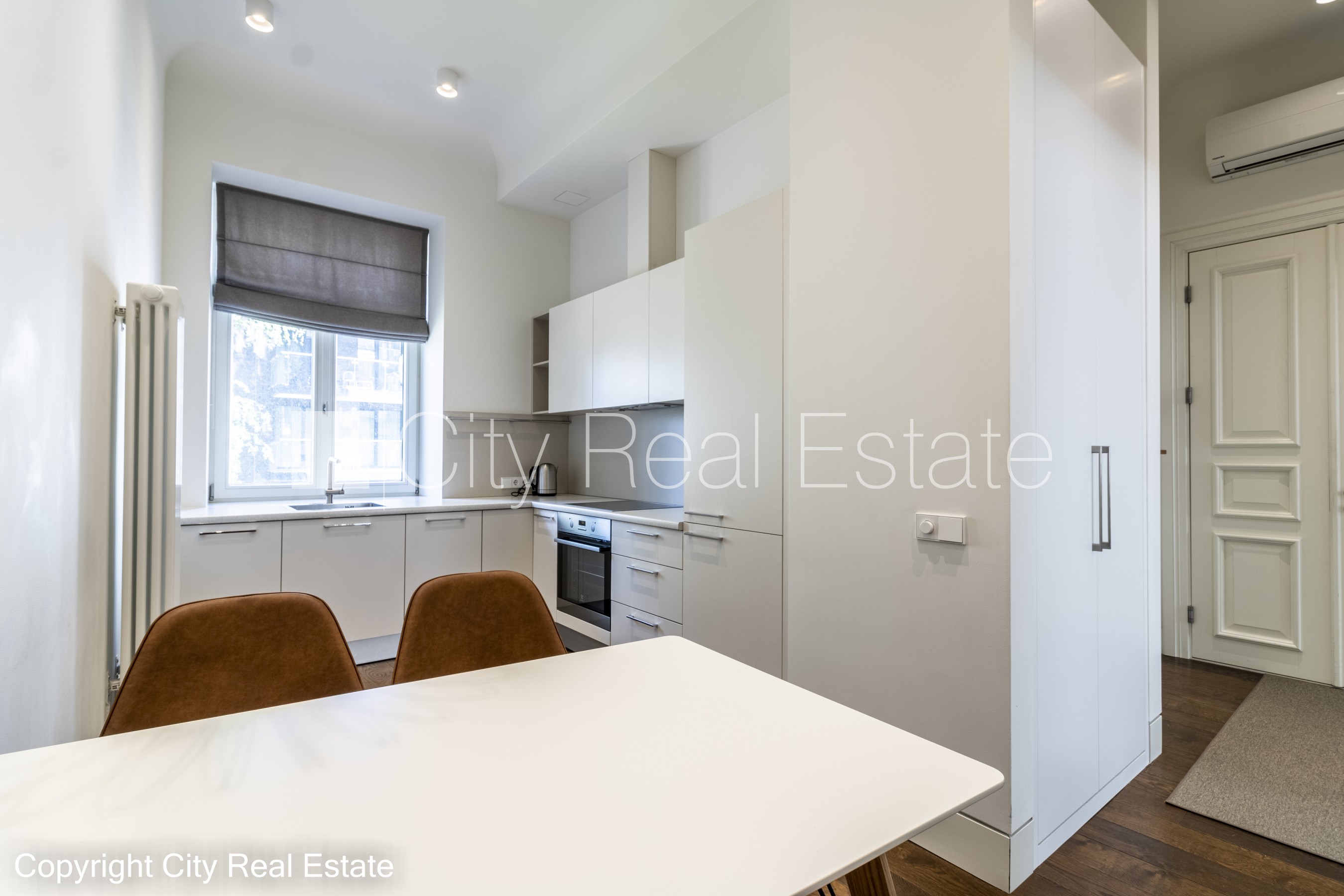 Sludinājumi. Projekts - J5, jaunceltne, labiekārtots apzaļumots pagalms, slēgts pagalms, iespēja nomāt Cena: 260000 EUR Foto #9