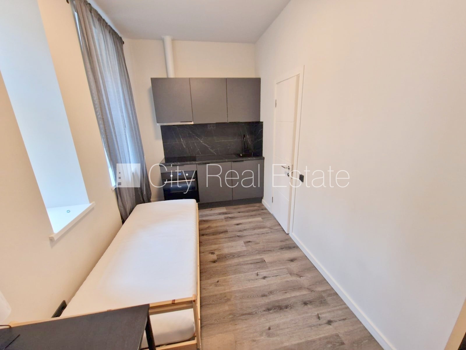 Sludinājumi. Projekts - Matīsa 38, pagalma ēka, renovēta māja, labiekārtots apzaļumots pagalms, slēgts pagalms, Cena: 350 EUR/mēn Foto #4