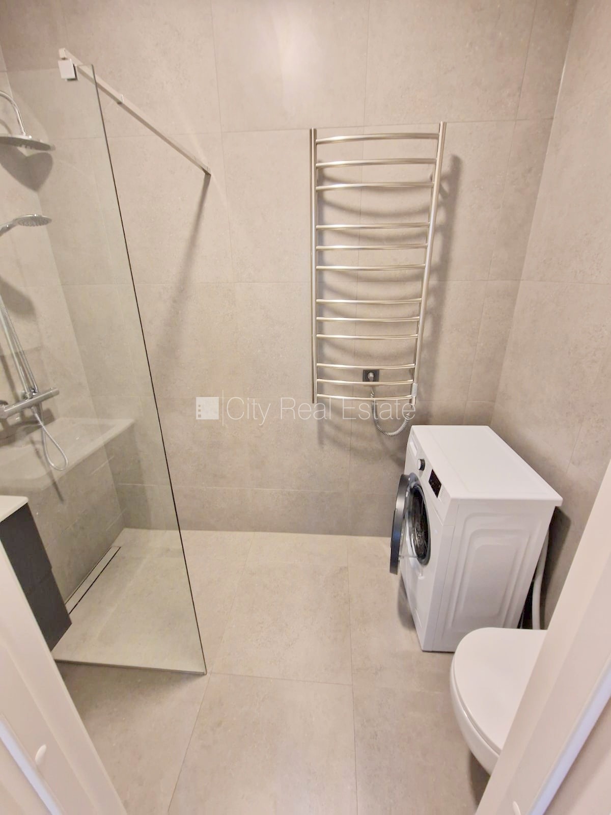 Sludinājumi. Projekts - Matīsa 38, pagalma ēka, renovēta māja, labiekārtots apzaļumots pagalms, slēgts pagalms, Cena: 350 EUR/mēn Foto #10