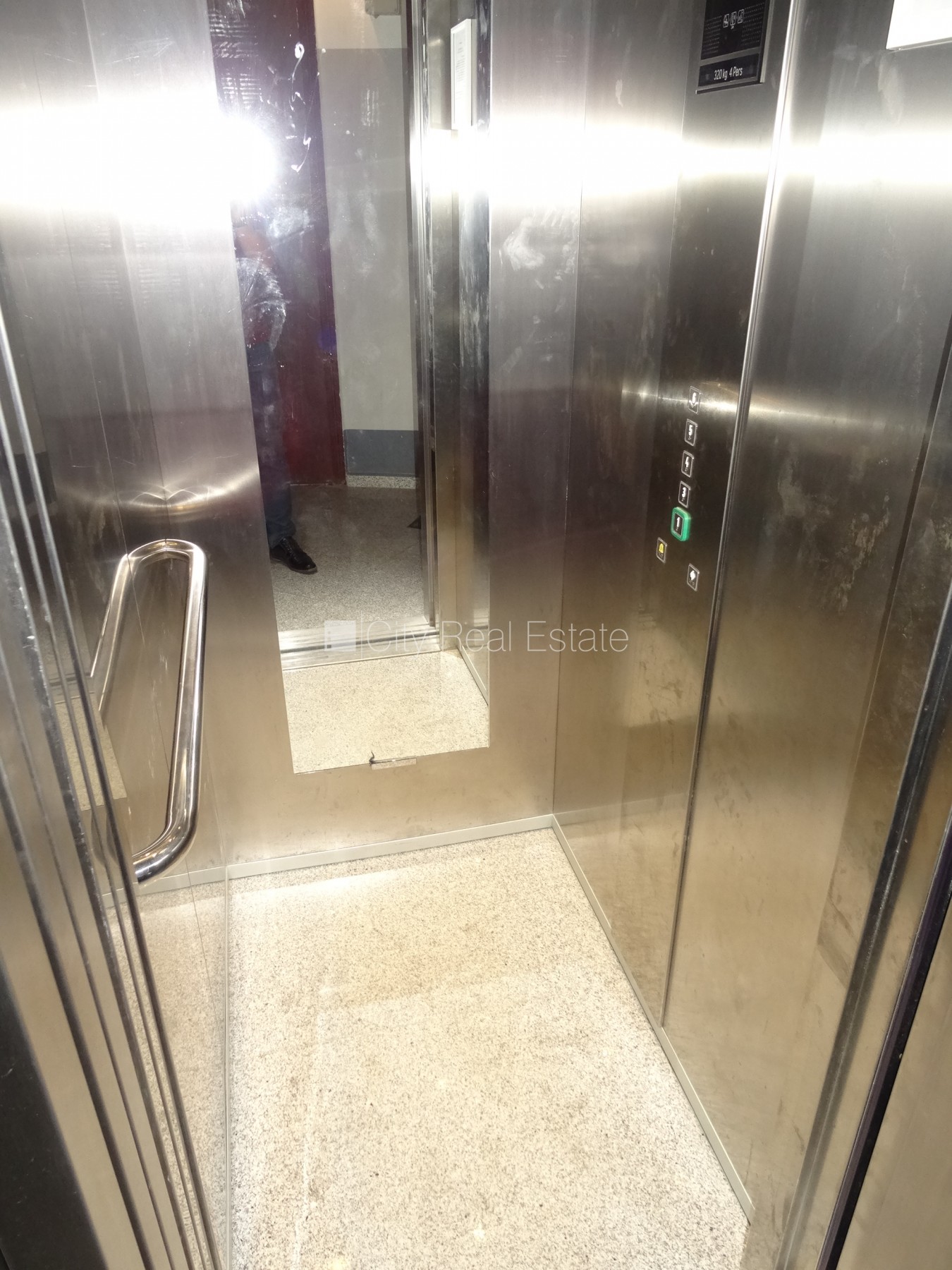 Объявление. Фасадный дом, закрытый двор, вход с улицы, лифт, лестничная клетка после капитального ремонта, Цена: 350 EUR/мес. Foto #20