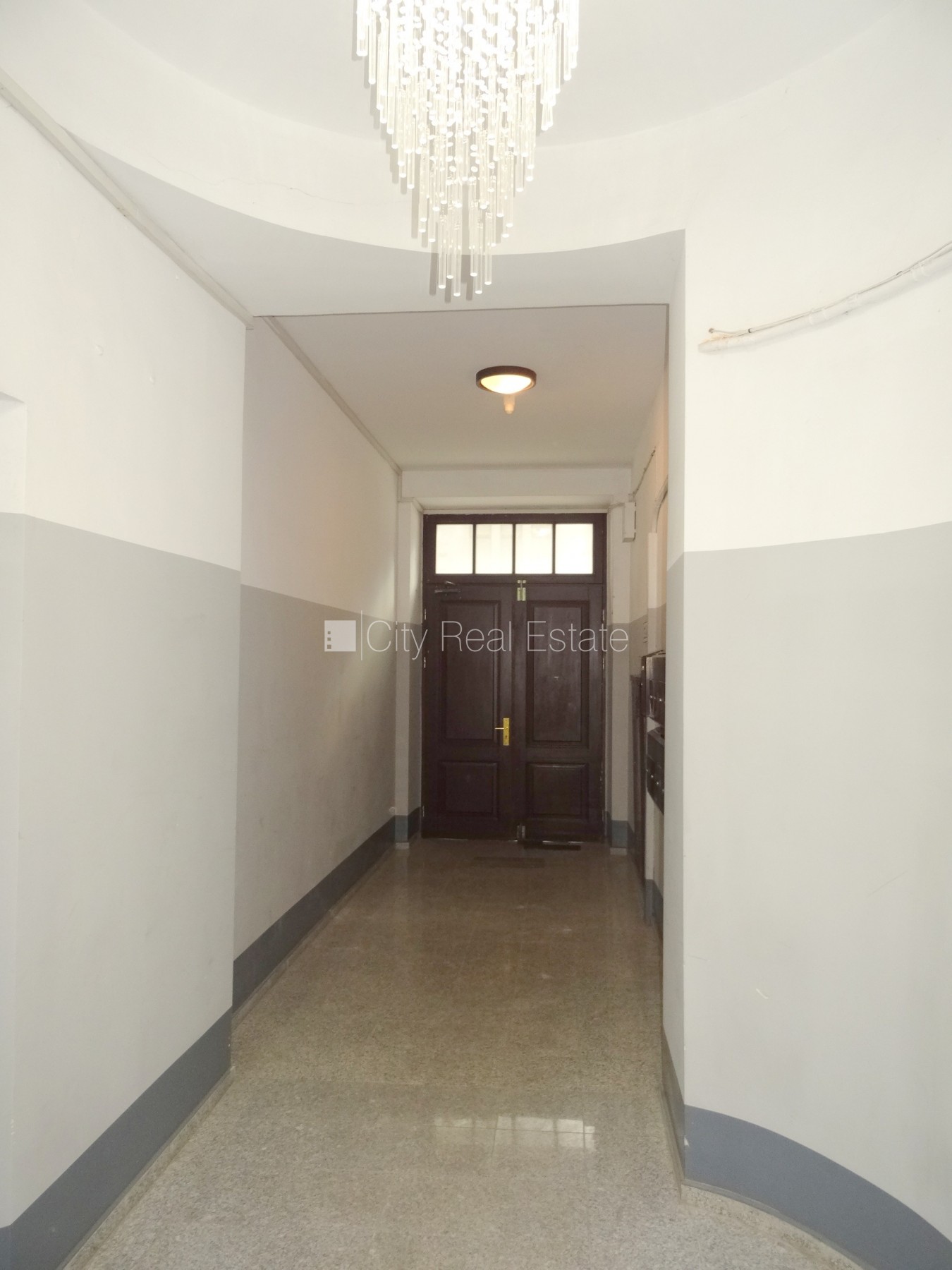 Объявление. Фасадный дом, закрытый двор, вход с улицы, лифт, лестничная клетка после капитального ремонта, Цена: 350 EUR/мес. Foto #22