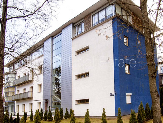 Объявление. Земля в собственности, новостройка, фасадный дом, кирпичные стены, благоустроенная озеленённая Цена: 350000 EUR Foto #21