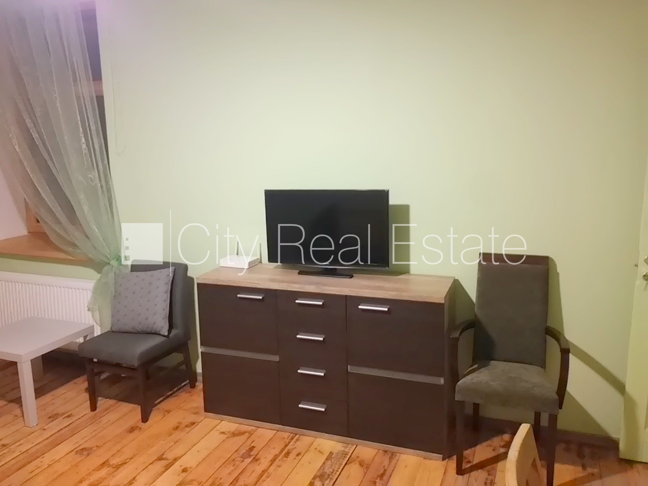 Sludinājumi. Fasādes māja, renovēta māja, labiekārtots apzaļumots pagalms, slēgts pagalms, ieeja no pagalma, Cena: 1000 EUR/mēn Foto #11