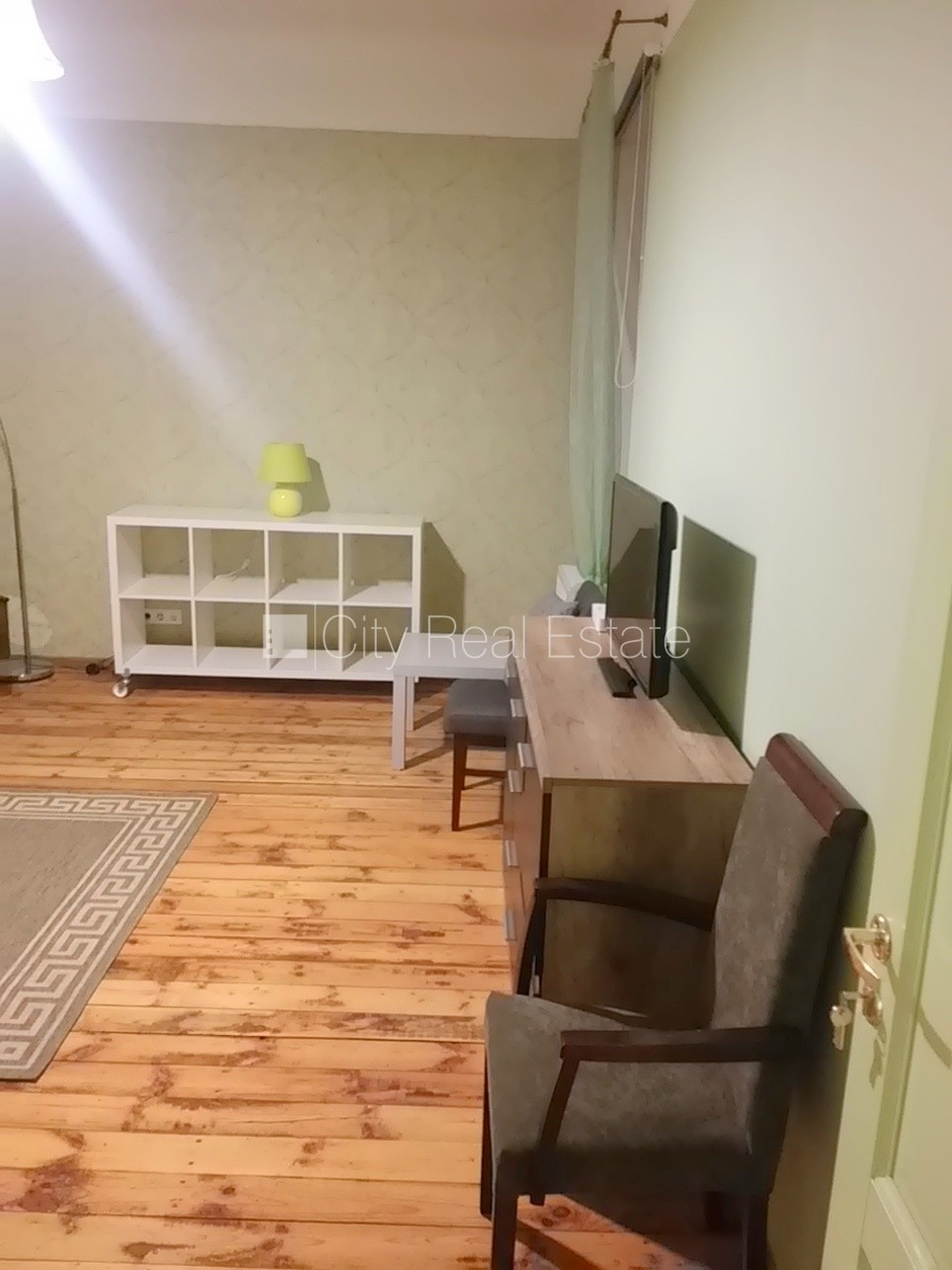 Sludinājumi. Fasādes māja, renovēta māja, labiekārtots apzaļumots pagalms, slēgts pagalms, ieeja no pagalma, Cena: 1000 EUR/mēn Foto #12