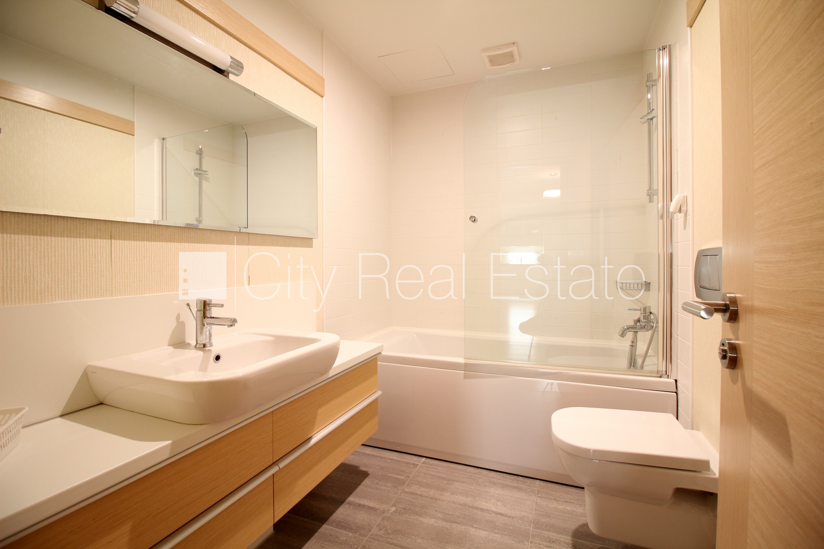 Sludinājumi. Projekts - Panorama Plaza, jaunceltne, pagrabstāvā pieejama noliktava, iespēja nomāt pazemes Cena: 820 EUR/mēn Foto #8