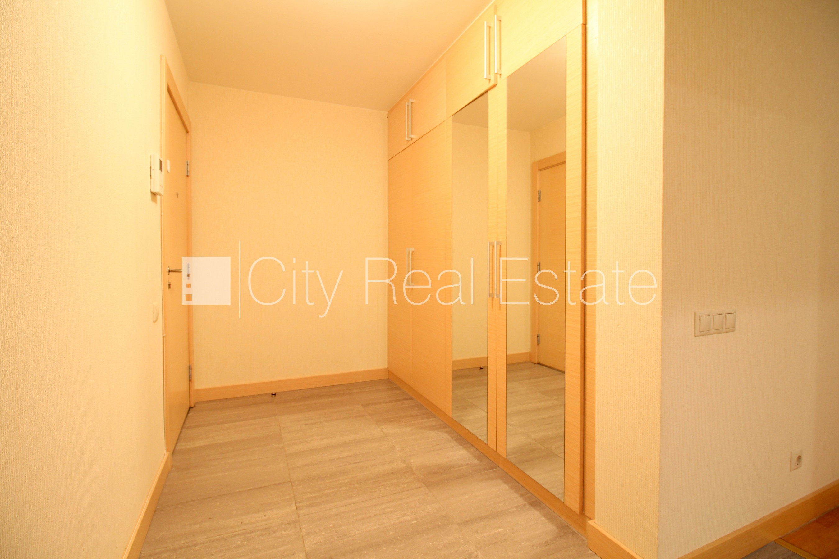 Sludinājumi. Projekts - Panorama Plaza, jaunceltne, pagrabstāvā pieejama noliktava, iespēja nomāt pazemes Cena: 820 EUR/mēn Foto #10