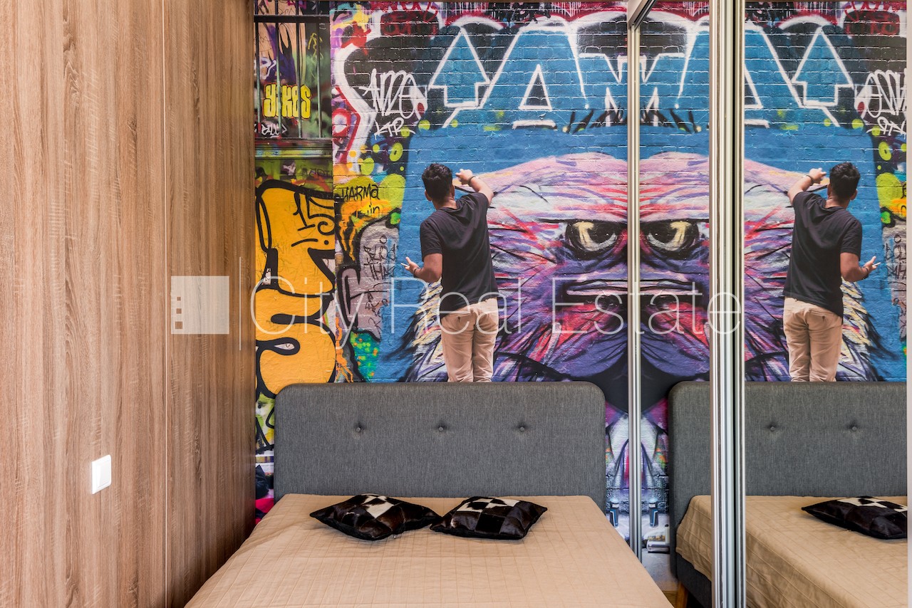 Sludinājumi. Renovēta māja, labiekārtota apzaļumota teritorija, apsargāta autostāvvieta, studio tipa, virtuve Cena: 320 EUR/mēn Foto #13