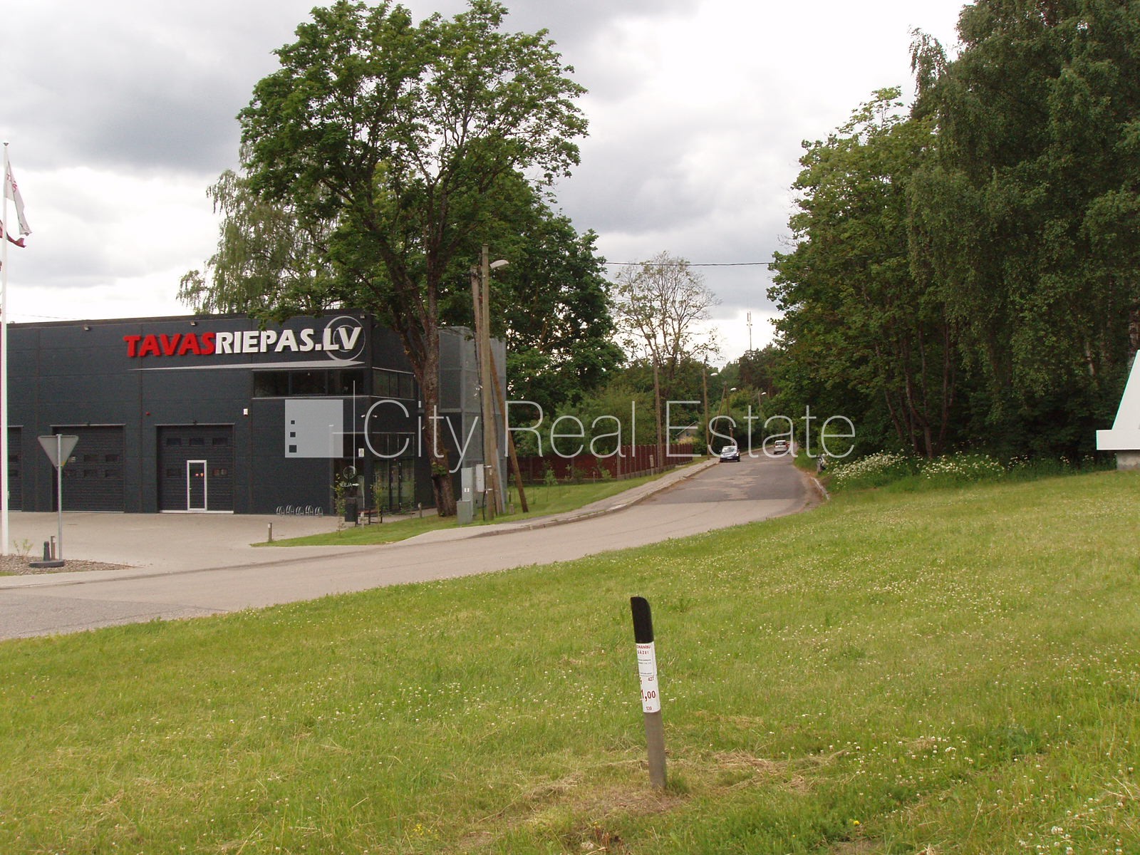 Sludinājumi. Dakstiņu jumta segums, fasāde ar koka apdari, iežogota teritorija, malkas apkure, iespēja ierīkot Cena: 79000 EUR Foto #22