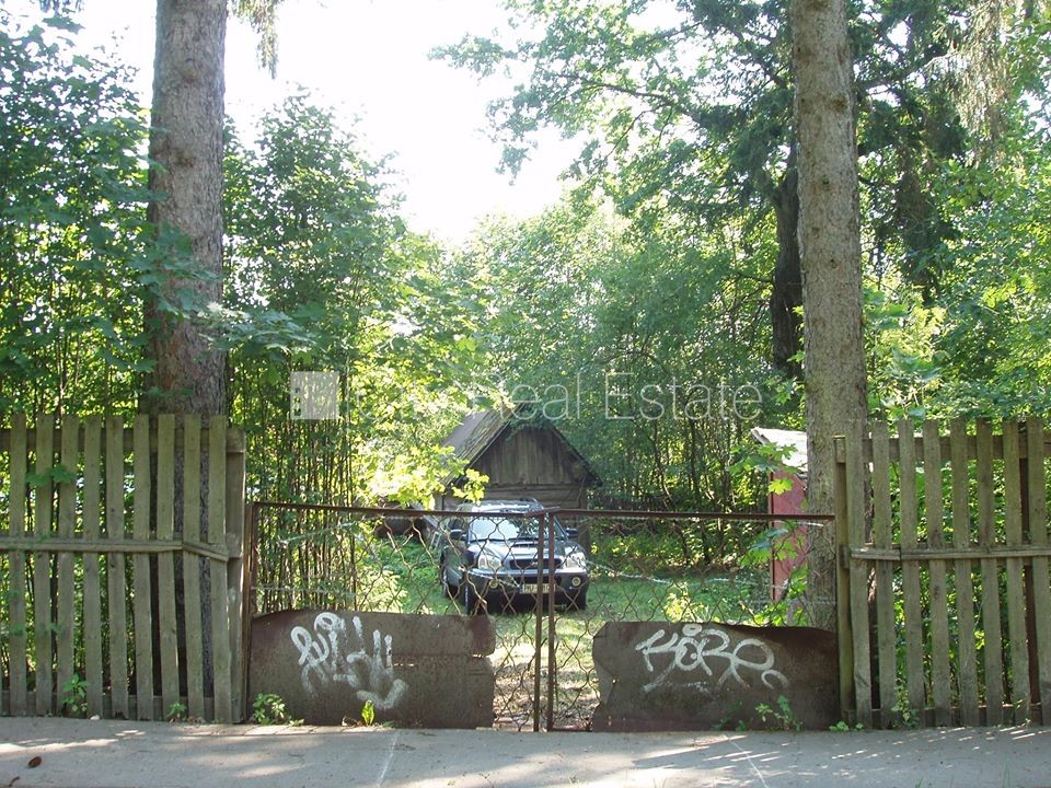 Sludinājumi. Dakstiņu jumta segums, fasāde ar koka apdari, iežogota teritorija, malkas apkure, iespēja ierīkot Cena: 79000 EUR Foto #8