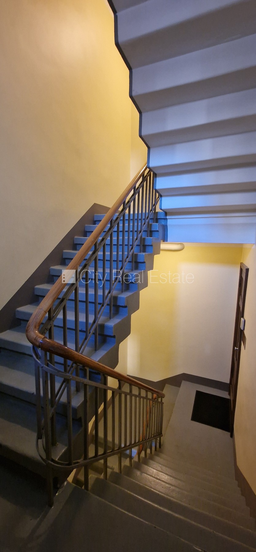 Sludinājumi. Pagalma māja, renovēta māja, labiekārtota apzaļumota teritorija, bruģēts piebraucamais ceļš, Cena: 870 EUR/mēn Foto #17