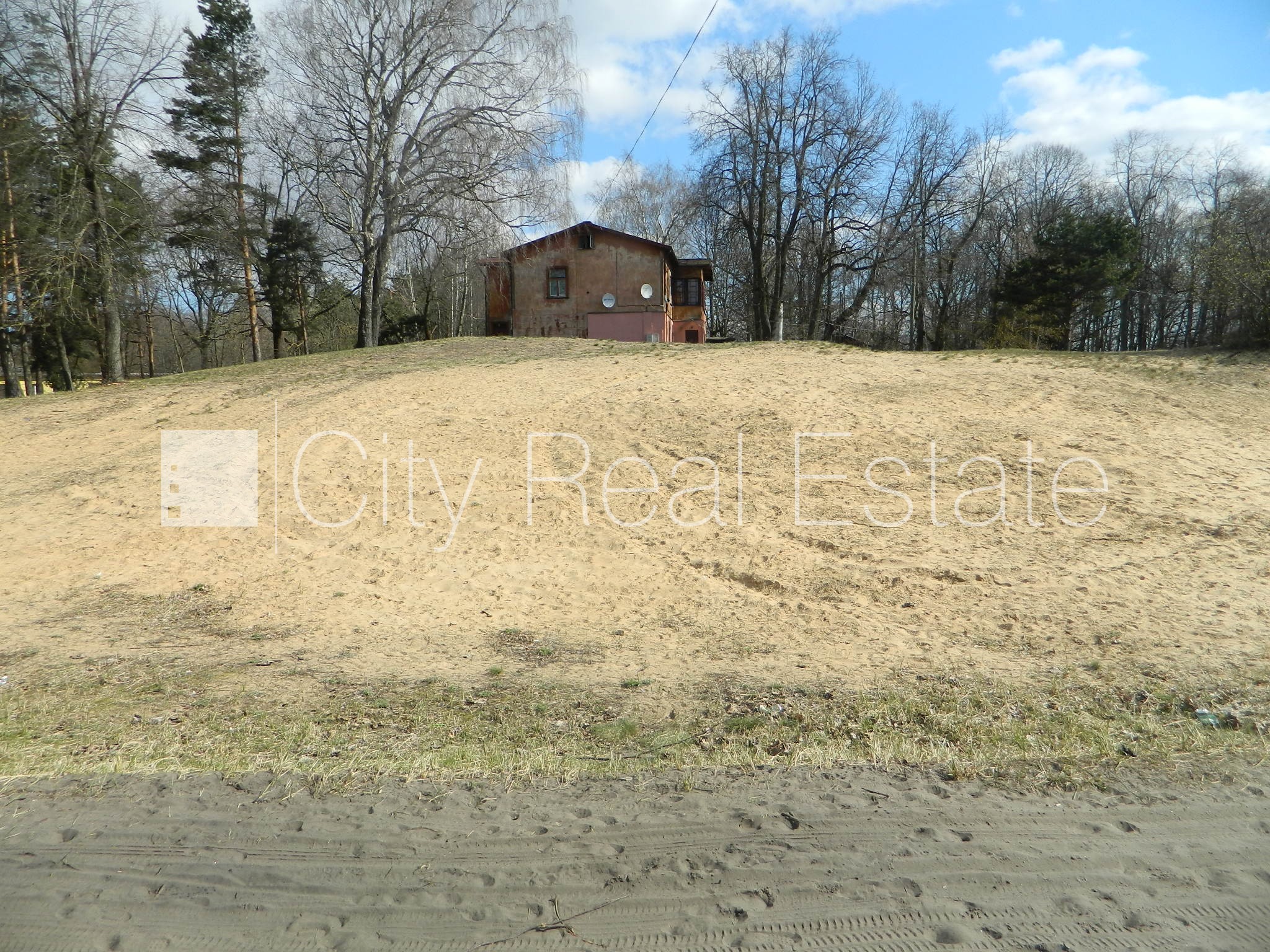 Sludinājumi. Iespējama mazstāvu apbūve, atļauts būvēt trīs stāvu ēku, atļauts būvēt četru stāvu ēku, Cena: 330000 EUR Foto #3