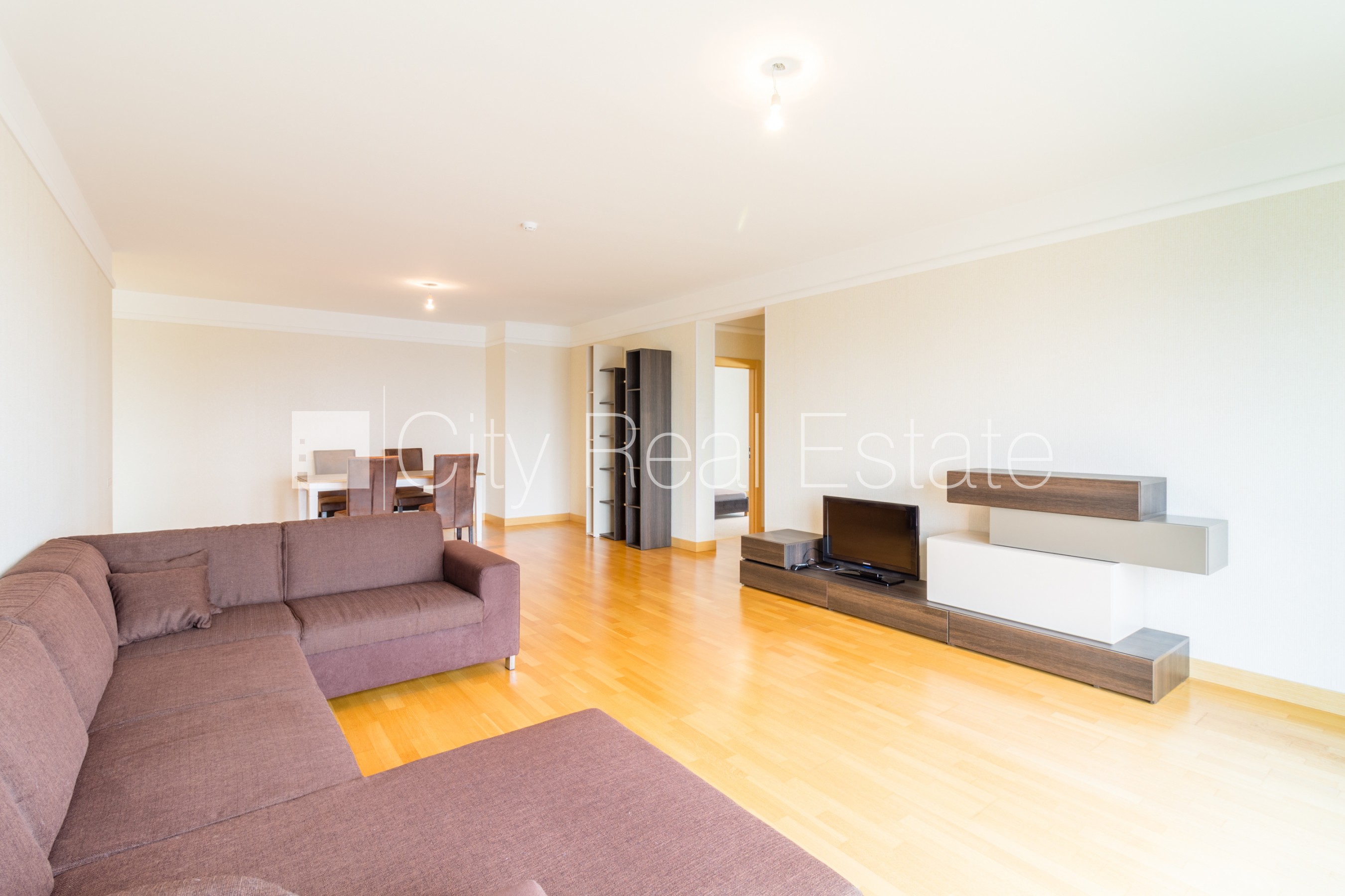 Sludinājumi. Projekts - Panorama Plaza, jaunceltne, labiekārtota apzaļumota teritorija, pazemes autostāvvieta, Cena: 800 EUR/mēn Foto #3