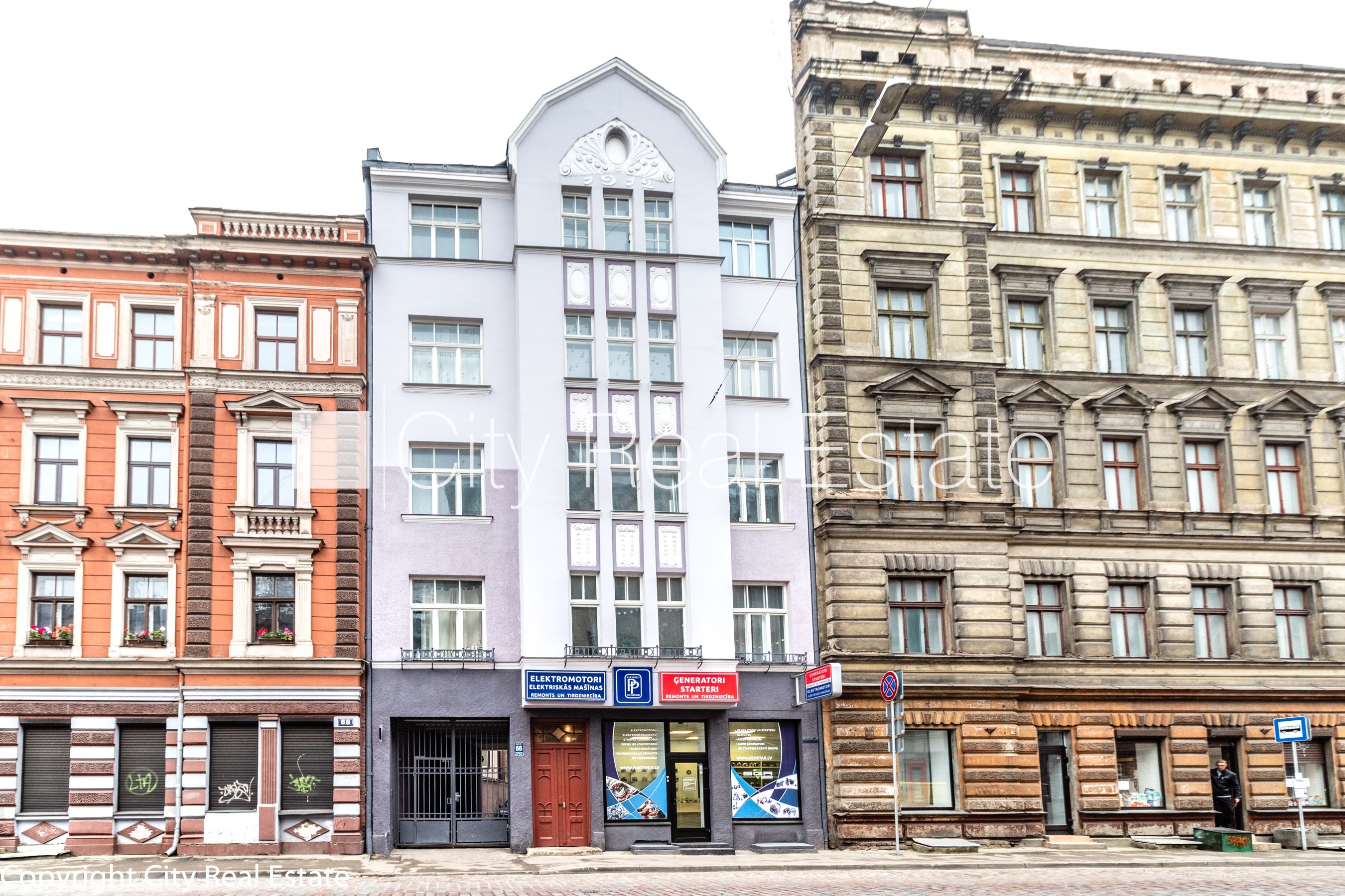 Sludinājumi. Pagalma māja, slēgts pagalms, ieeja no ielas, kāpņu telpa pēc kosmētiskā remonta, logi vērsti uz Cena: 250 EUR/mēn Foto #22