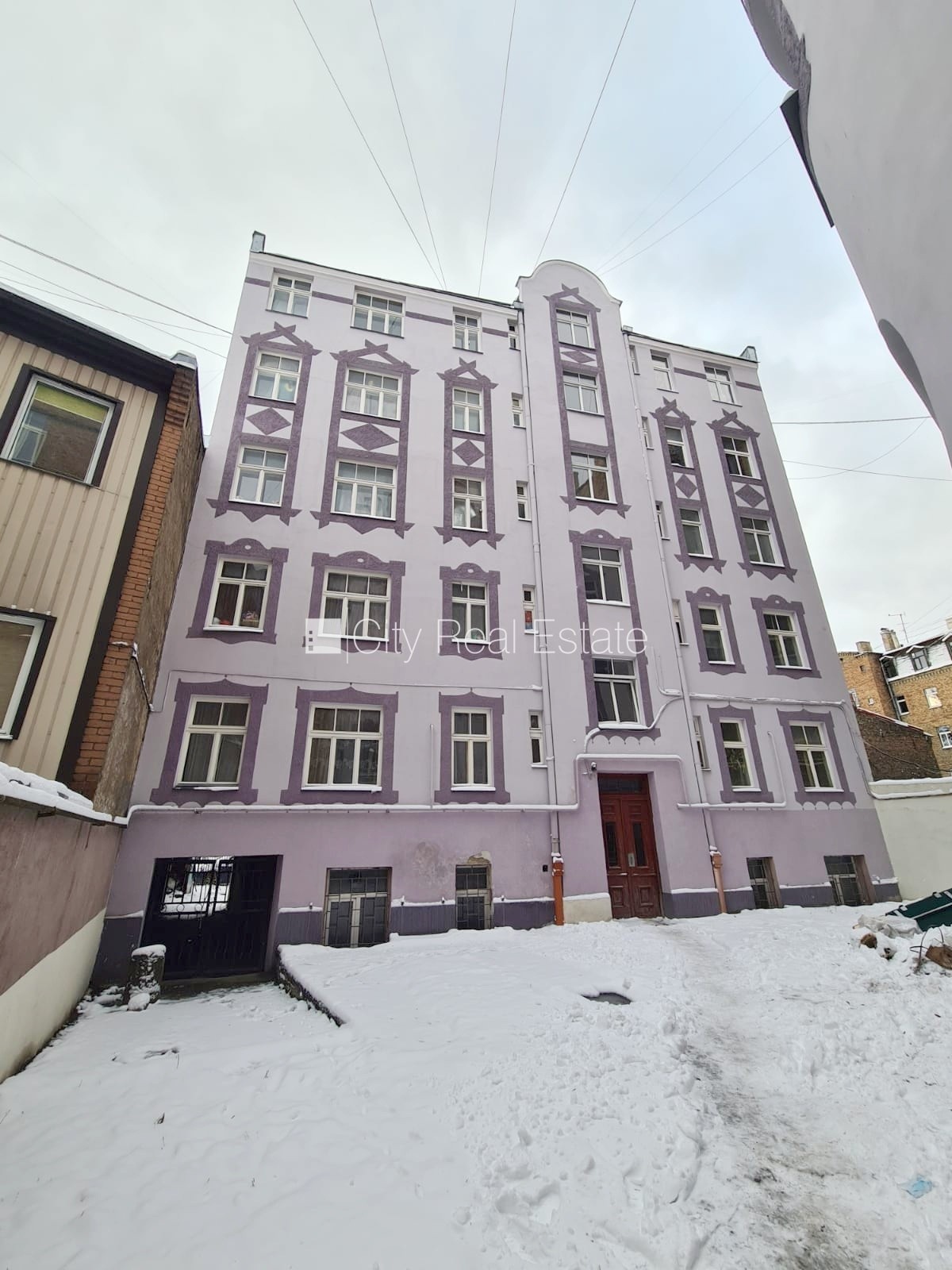 Sludinājumi. Pagalma māja, slēgts pagalms, ieeja no ielas, kāpņu telpa pēc kosmētiskā remonta, logi vērsti uz Cena: 250 EUR/mēn Foto #23