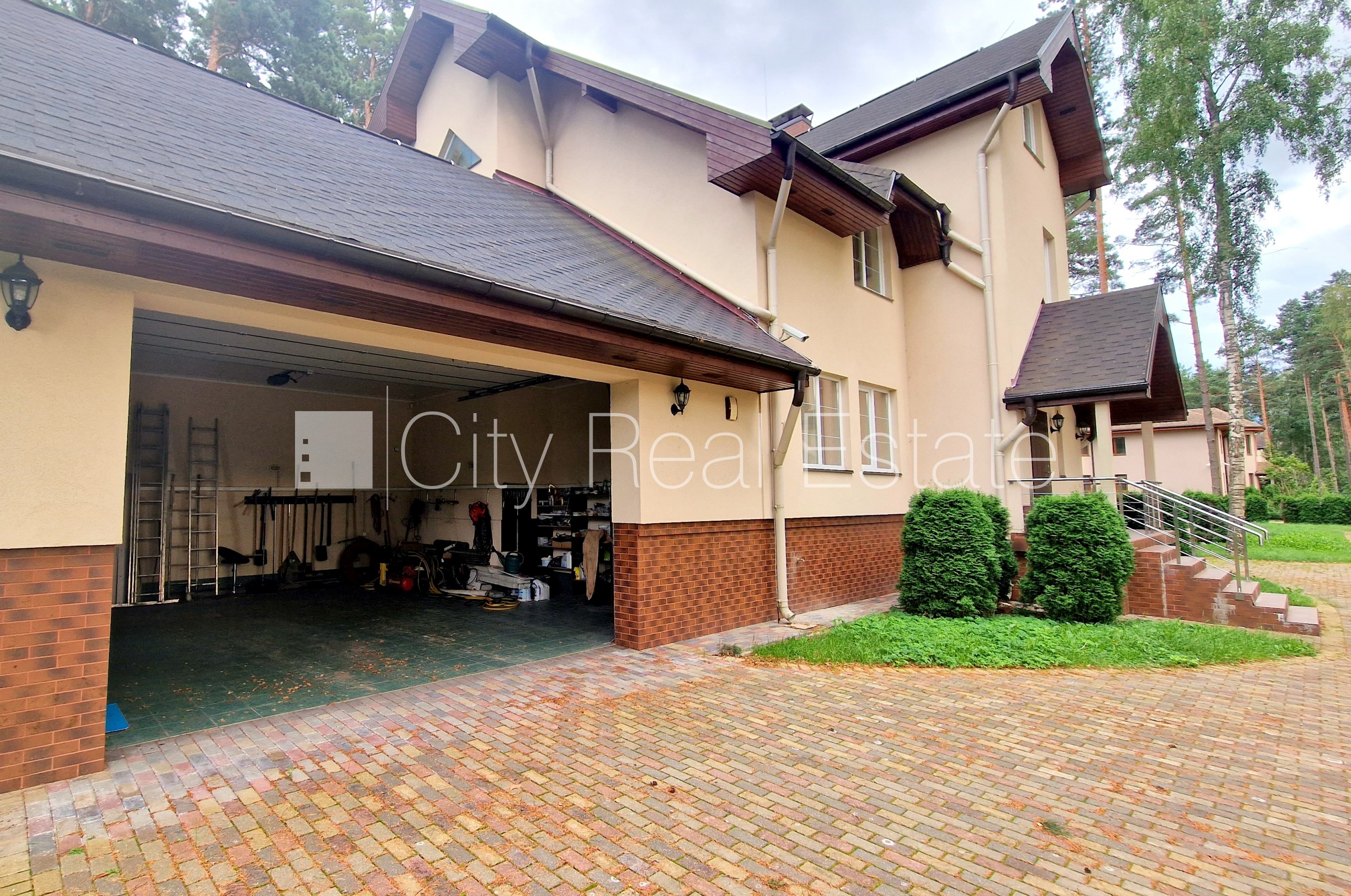 Sludinājumi. Zeme īpašumā, privātmāja, jaunceltne, labiekārtota apzaļumota teritorija 3557 m2, teritorijas Cena: 1.5e+06 EUR Foto #3