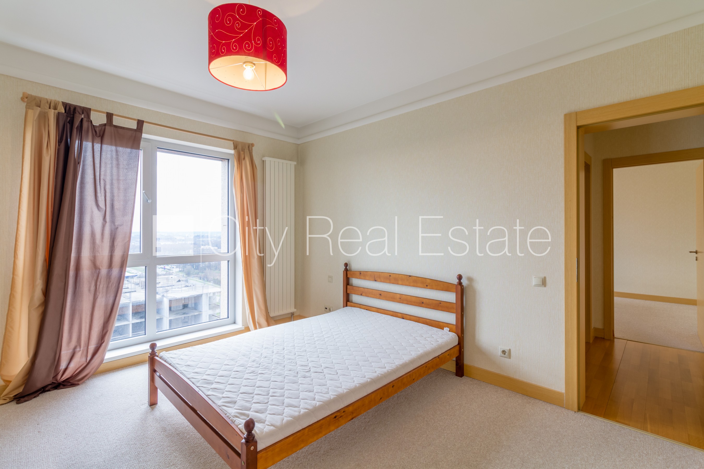 Sludinājumi. Projekts - Panorama Plaza, jaunceltne, labiekārtota apzaļumota teritorija, iespēja nomāt pazemes Cena: 850 EUR/mēn Foto #8