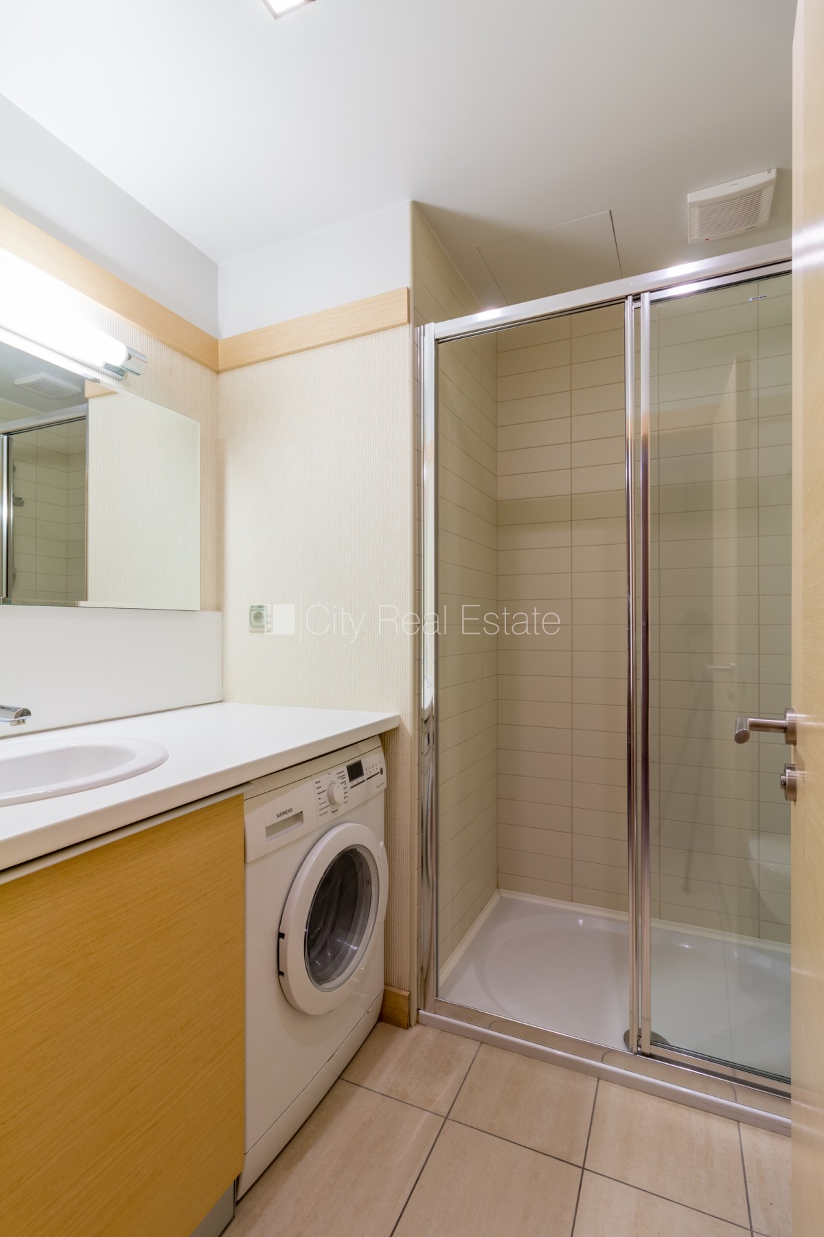 Sludinājumi. Projekts - Panorama Plaza, jaunceltne, labiekārtota apzaļumota teritorija, iespēja nomāt pazemes Cena: 850 EUR/mēn Foto #10