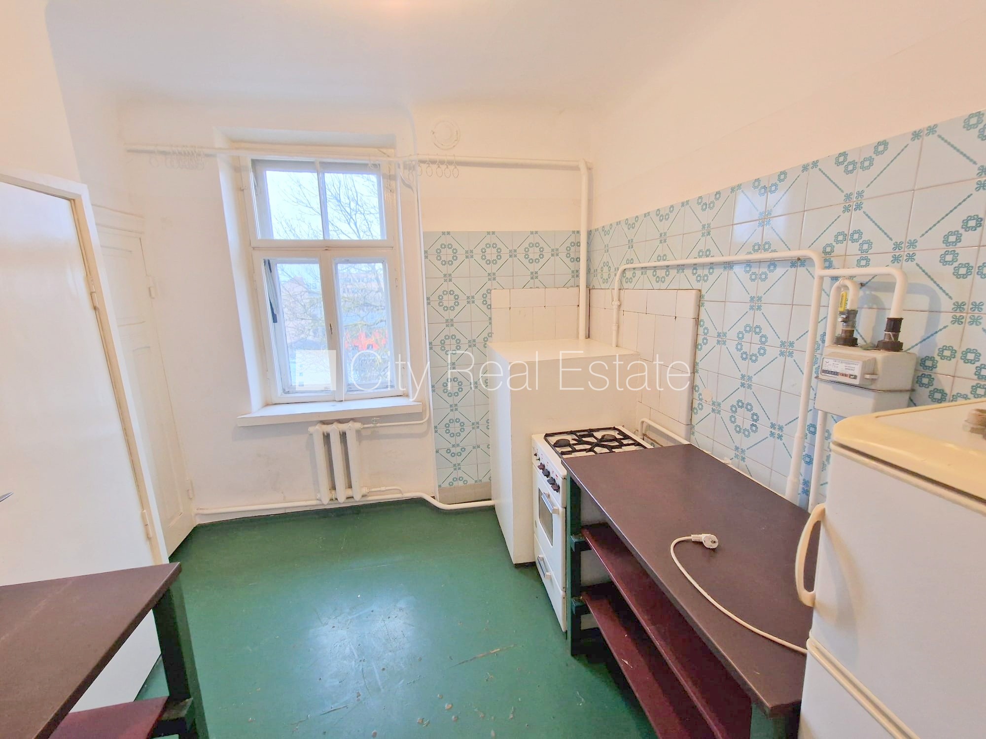 Объявление. Дом во дворе, реновированный дом, закрытая территория, вход со двора, лестничная клетка после Цена: 240 EUR/мес. Foto #13