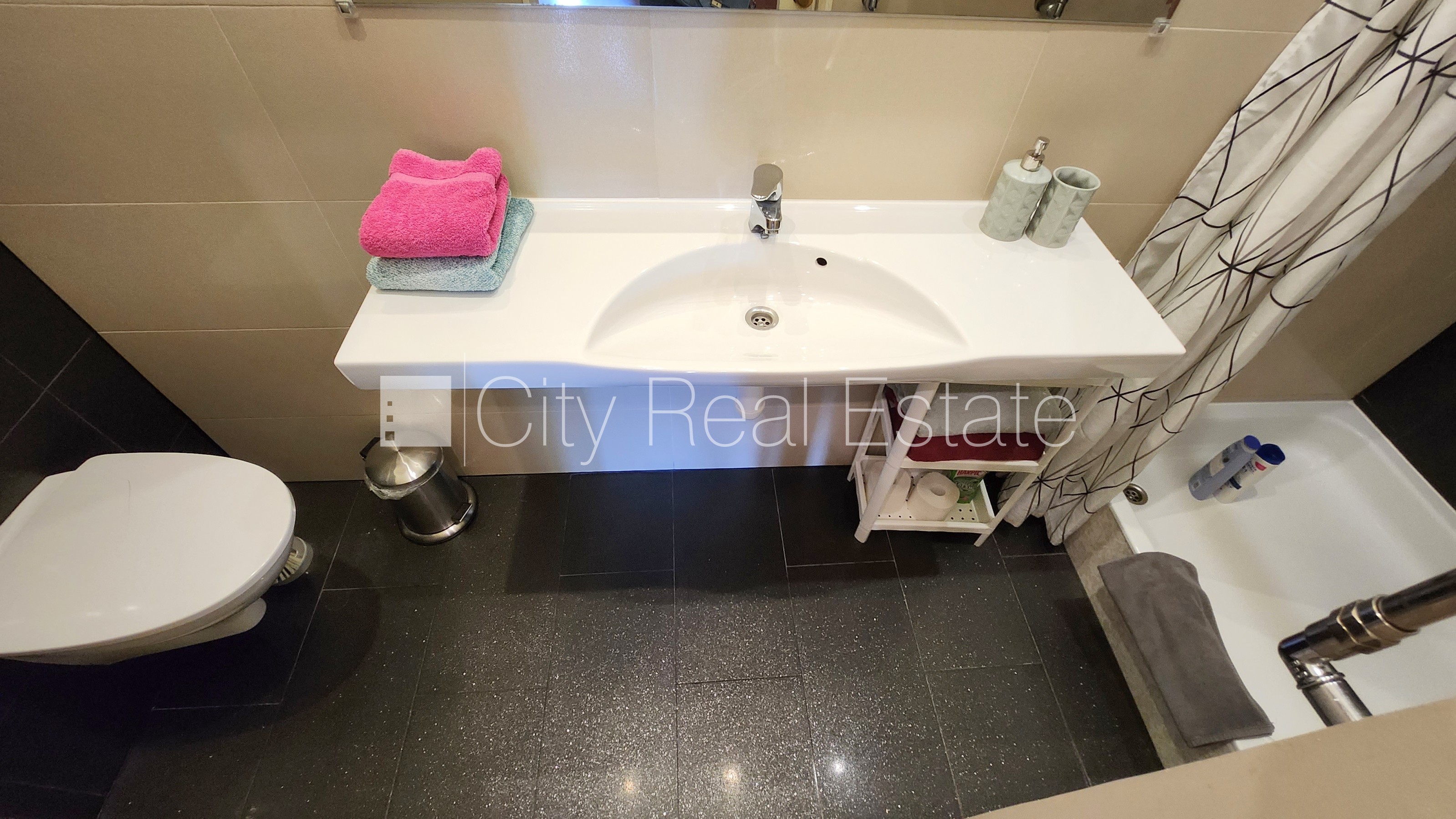 Sludinājumi. Šo dzīvokli izīrē pa diennaktīm (īstermiņa īre), īres cena sludinājumā norādīta par vienu diennakts Cena: 50 EUR/mēn Foto #7