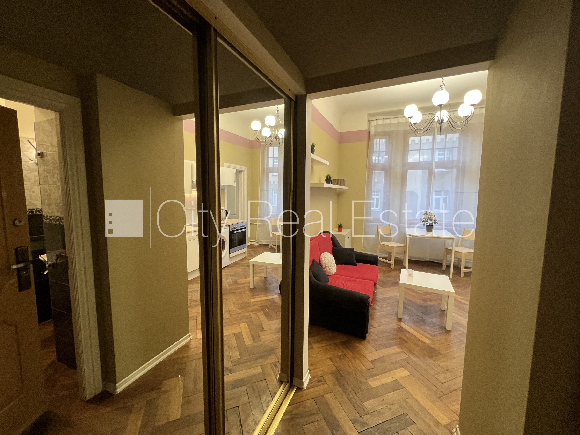 Sludinājumi. Šo dzīvokli izīrē pa diennaktīm (īstermiņa īre), īres cena sludinājumā norādīta par vienu diennakts Cena: 60 EUR/mēn Foto #10