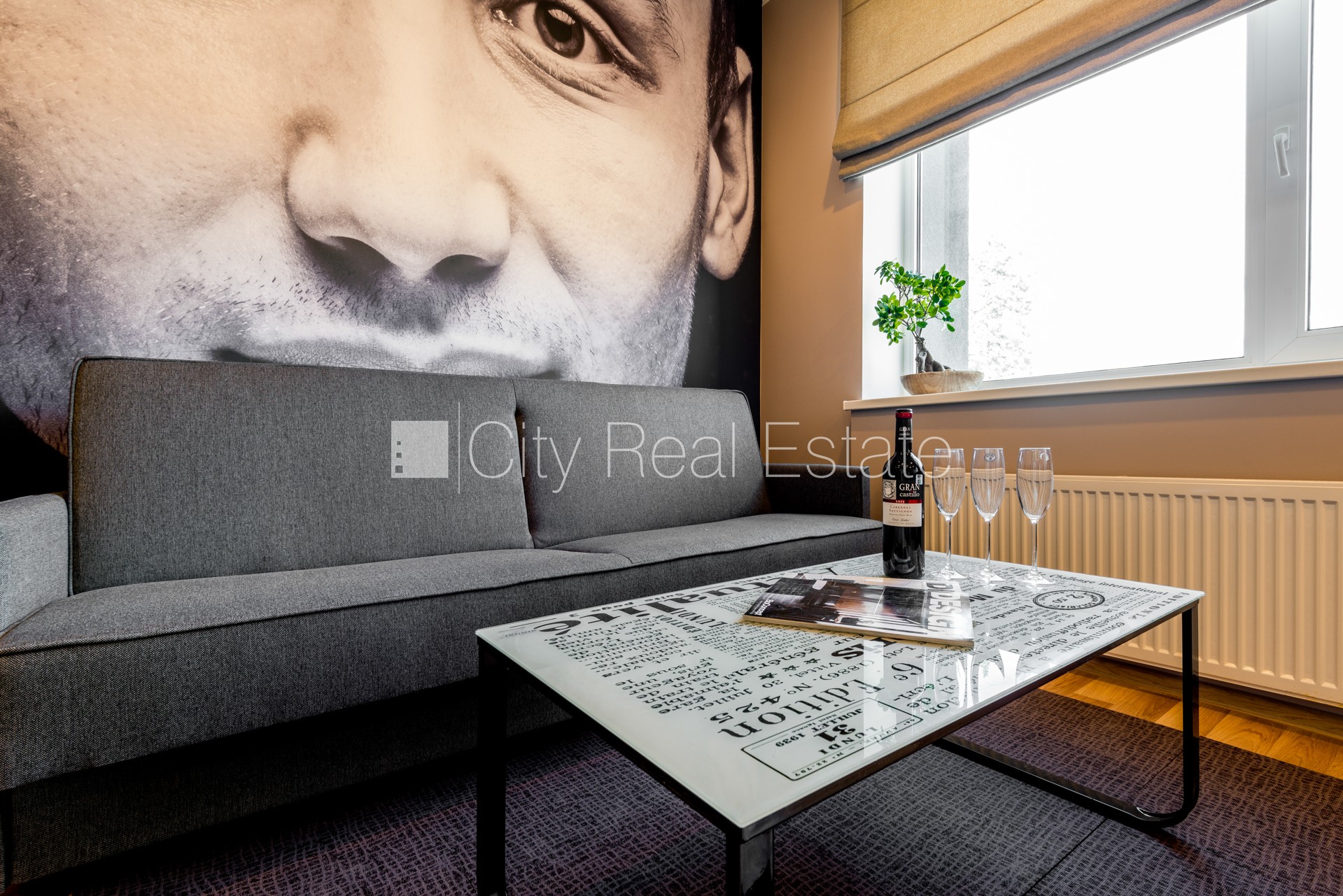 Sludinājumi. Renovēta māja, labiekārtota apzaļumota teritorija, kāpņu telpa pēc kapitālā remonta, studio tipa, Cena: 420 EUR/mēn Foto #4