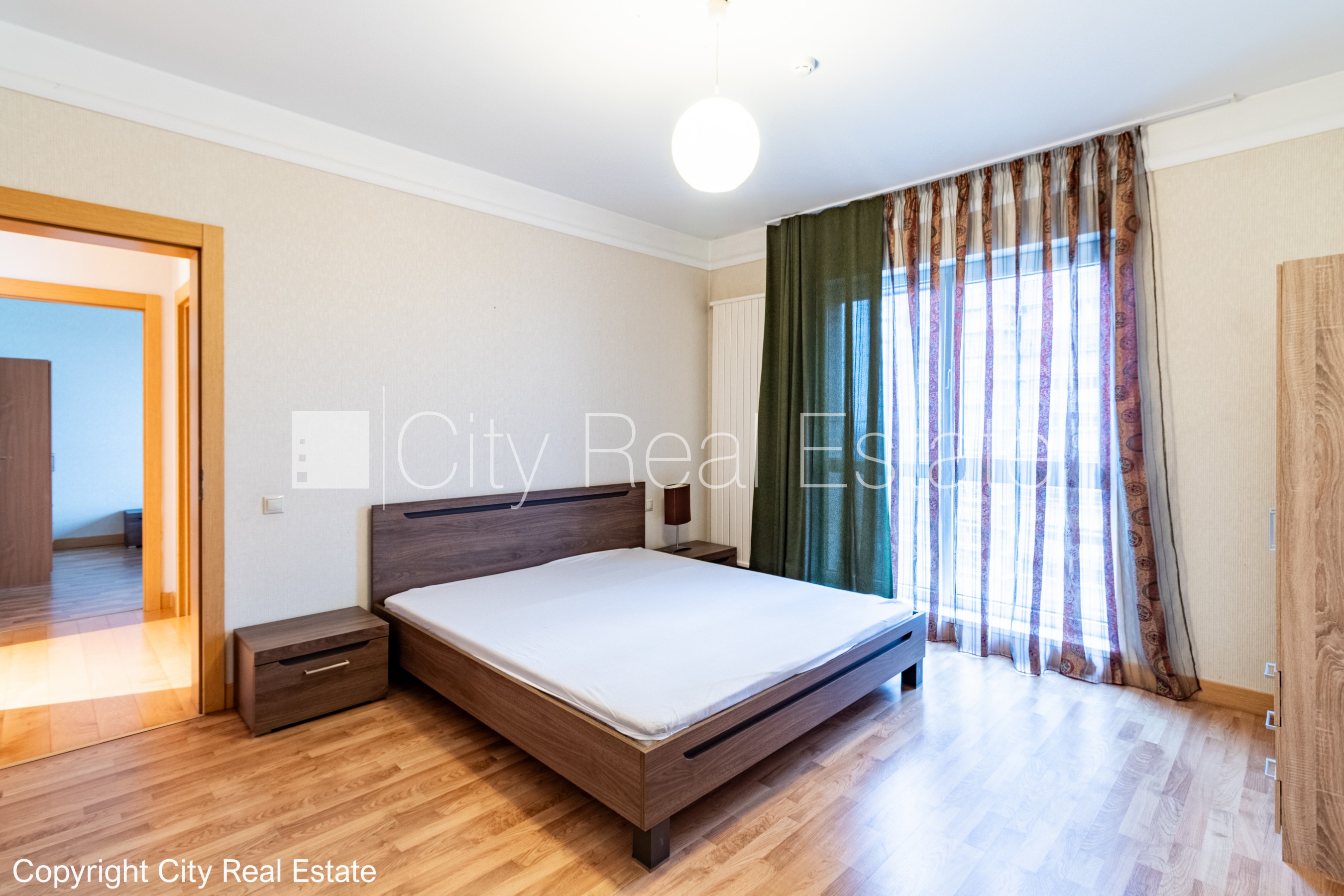 Sludinājumi. Projekts - Panorama Plaza, jaunceltne, labiekārtota apzaļumota teritorija, pagalmā bērnu spēļu Cena: 850 EUR/mēn Foto #8