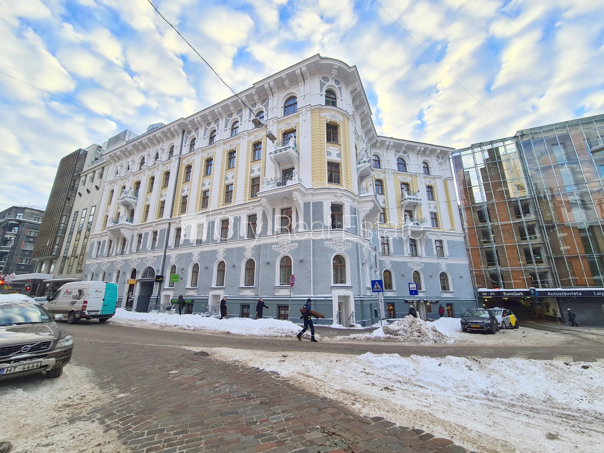 Sludinājumi. Projekts - Ģertrūdes 10, fasādes māja, renovēta māja, ieeja no ielas, ir lifts, kāpņu telpa pēc Cena: 1290 EUR/mēn Foto #24