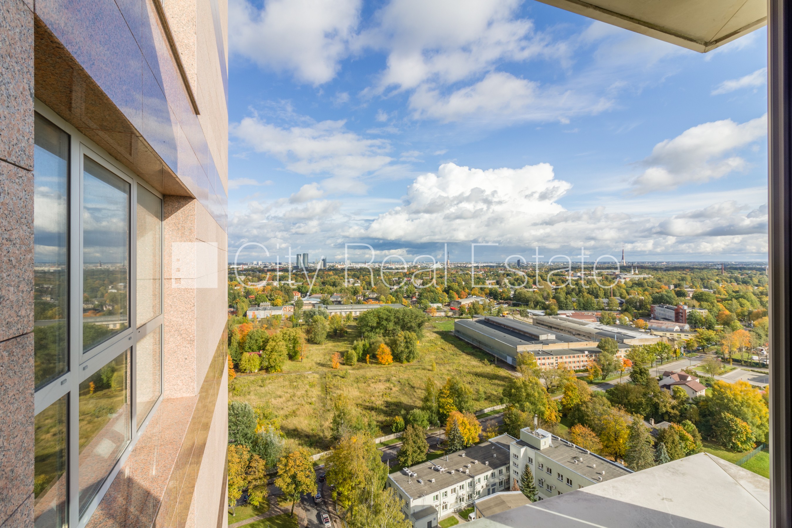 Sludinājumi. Projekts - Panorama Plaza, jaunceltne, maksas stāvvieta, pazemes autostāvvieta, ir lifts, Cena: 700 EUR/mēn Foto #8