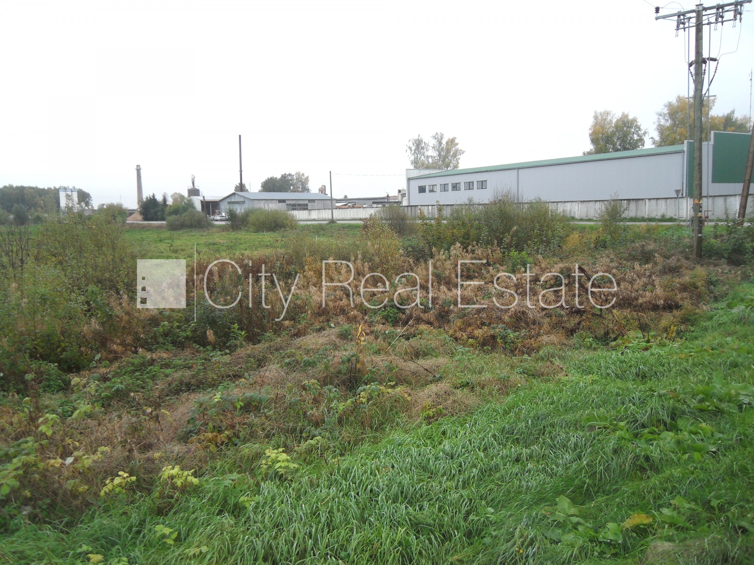Sludinājumi. Atļauts būvēt ražošanas telpas, iespējama mazstāvu apbūve, zeme robežojas ar ielu, zeme robežojas Cena: 85000 EUR Foto #4