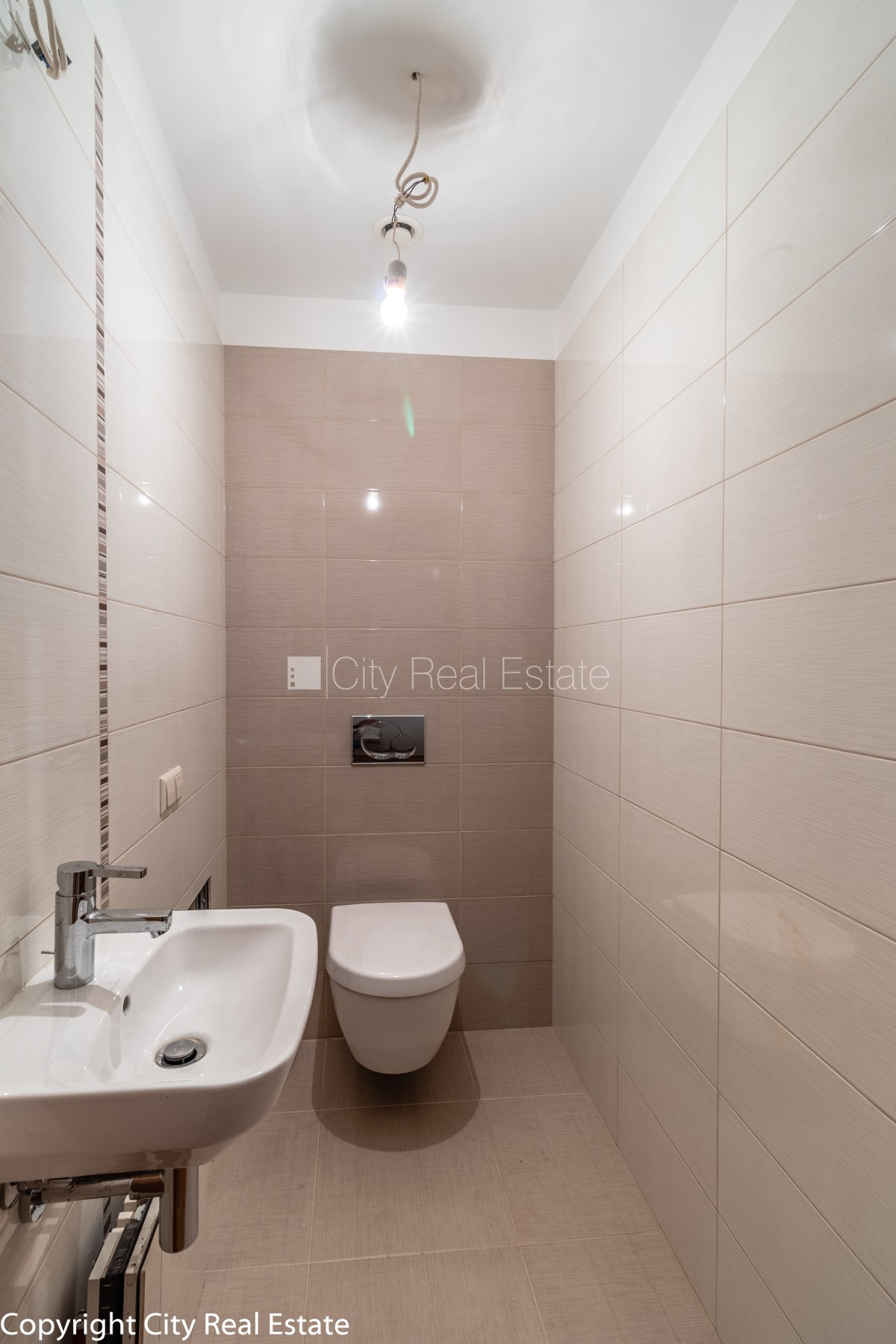 Sludinājumi. Fasādes māja, restaurēta māja, dzīvokļu skaits ēkā  2 gab., ķieģeļu mūra sienas, fasāde ar Cena: 238140 EUR Foto #10