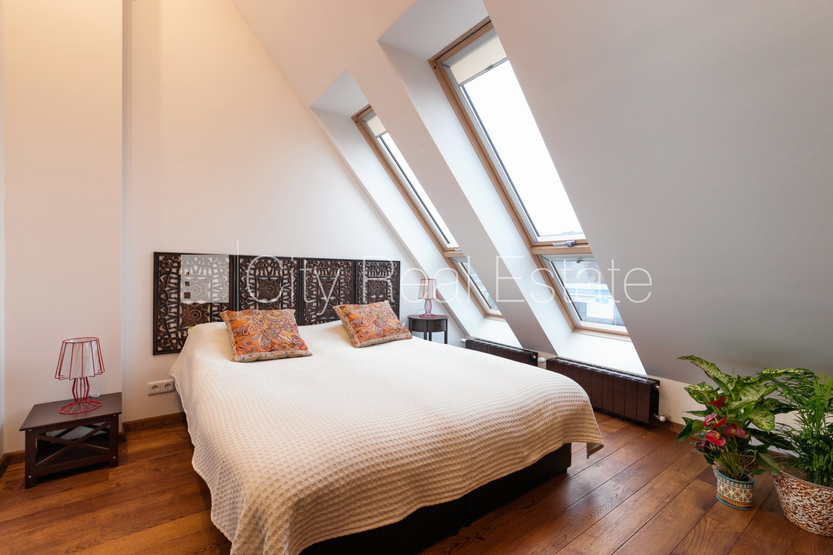 Sludinājumi. Renovēta māja, luksuss apartamenti , mansards, ir lifts, guļamistabu skaits 2 gab., viesistaba, Cena: 1100 EUR/mēn Foto #7