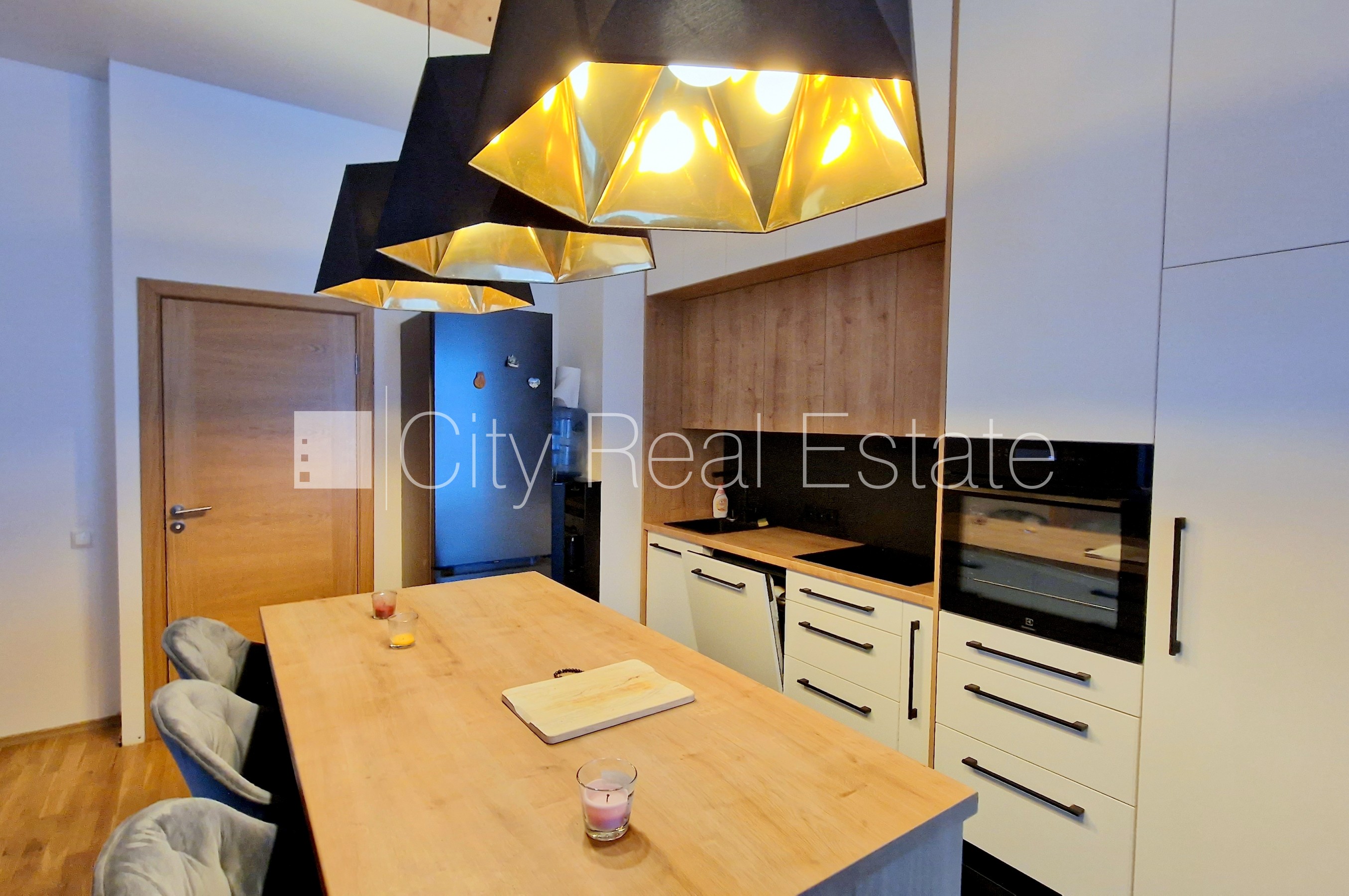 Объявление. Земля в собственности, новостройка, на подвальном этаже доступно кладовое помещение, Цена: 250000 EUR Foto #6