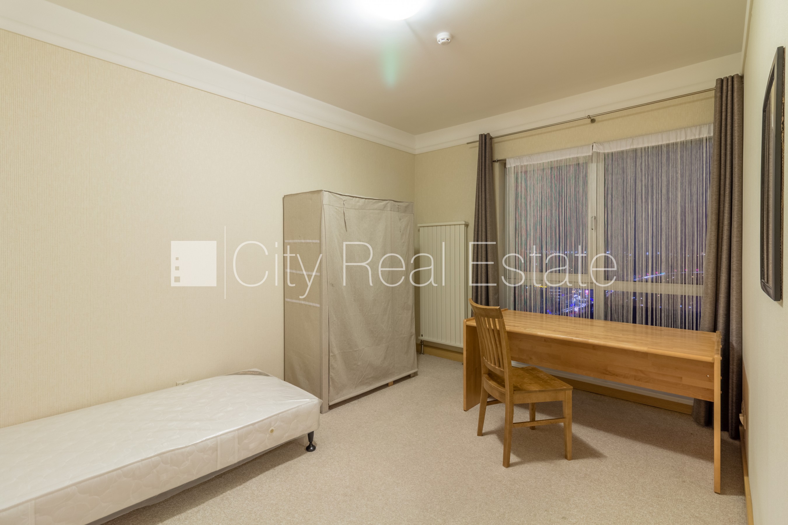 Sludinājumi. Projekts - Panorama Plaza, jaunceltne, teritorijas iebrauktuves vārti aprīkoti ar automatizētu Cena: 850 EUR/mēn Foto #6