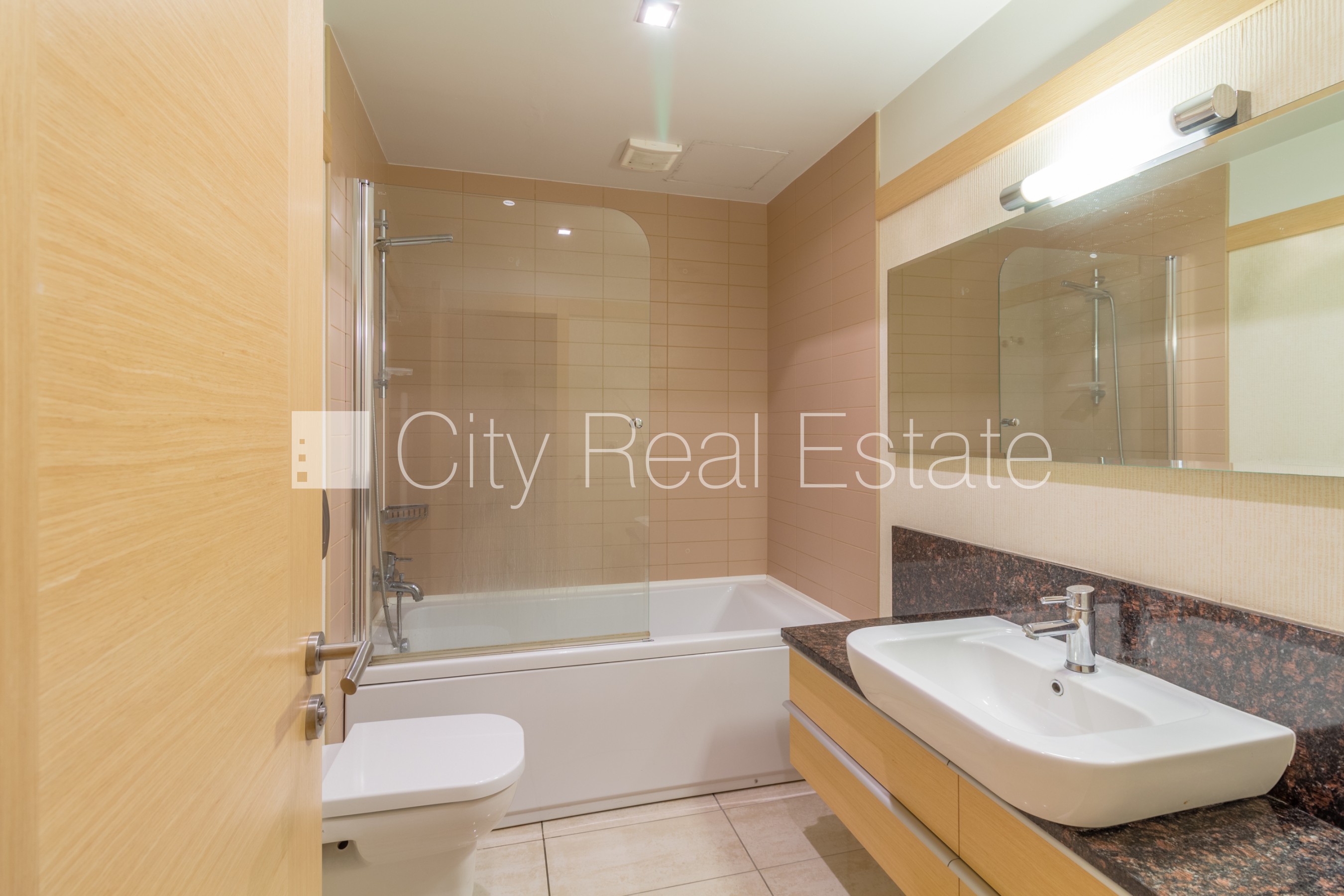 Sludinājumi. Projekts - Panorama Plaza, jaunceltne, pagrabstāvā pieejama noliktava, slēgts pagalms, iespēja Cena: 850 EUR/mēn Foto #23