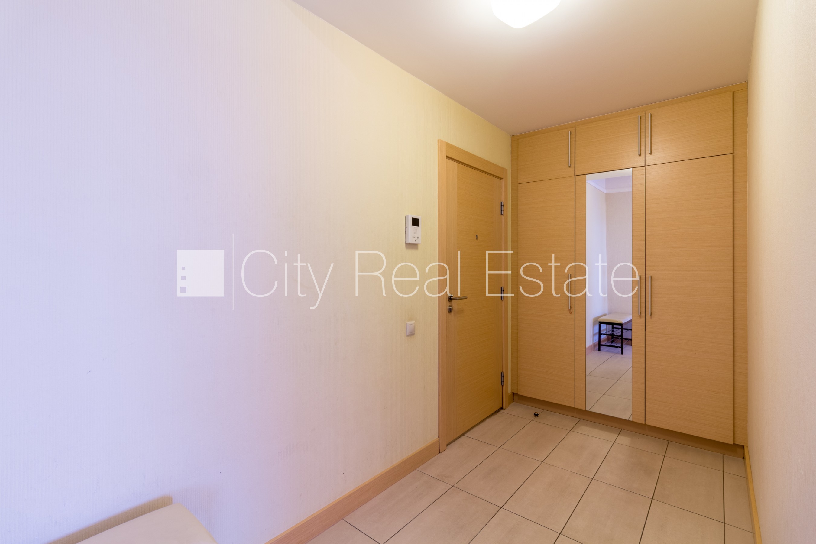 Sludinājumi. Projekts - Panorama Plaza, jaunceltne, labiekārtota apzaļumota teritorija, maksas stāvvieta, Cena: 650 EUR/mēn Foto #7