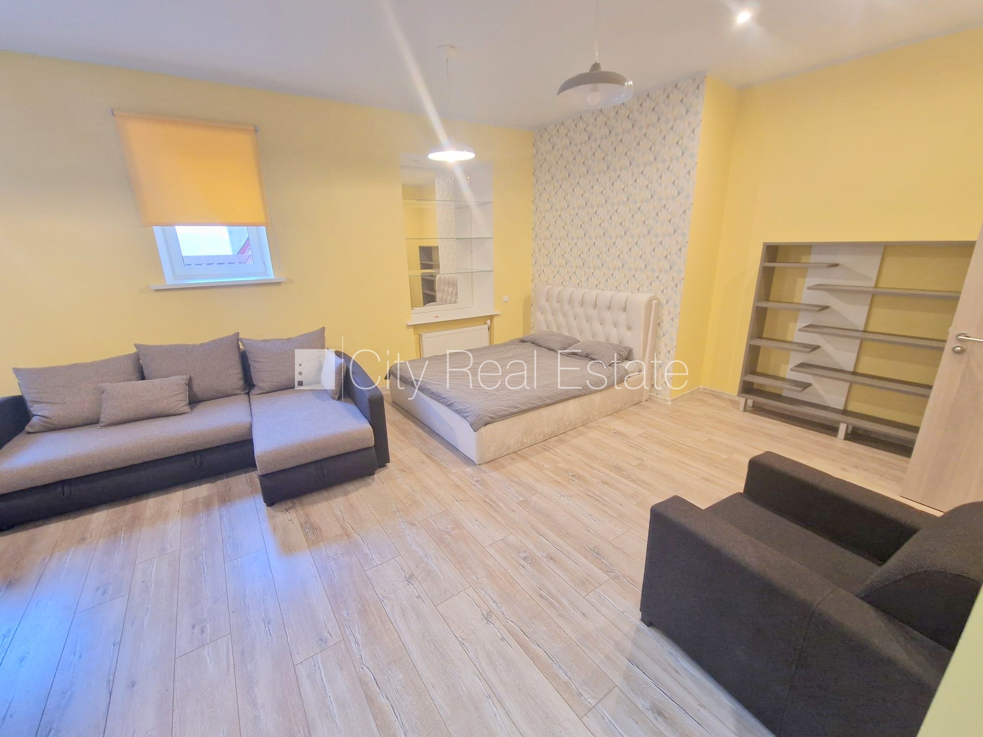 Sludinājumi. Jaunceltne, renovēta māja, ieeja no ielas, ir lifts, kāpņu telpa pēc kapitālā remonta, Cena: 550 EUR/mēn Foto #6