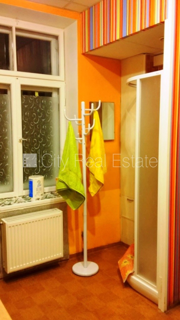 Sludinājumi. Šo dzīvokli izīrē pa diennaktīm (īstermiņa īre), īres cena sludinājumā norādīta par vienu diennakts Cena: 60 EUR/mēn Foto #9