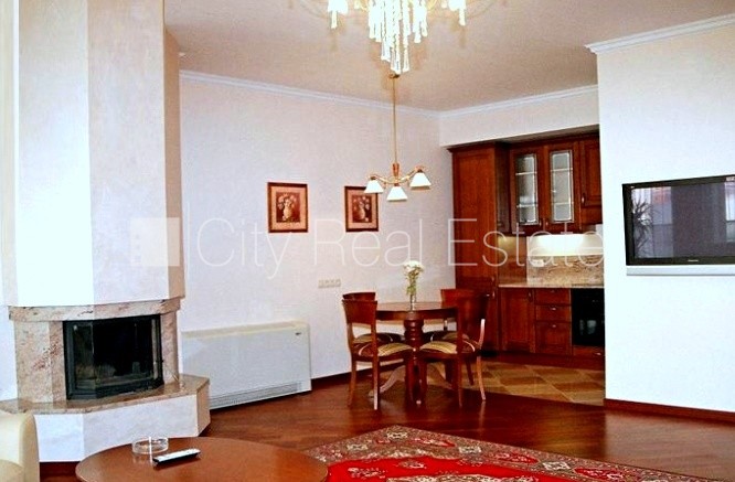 Sludinājumi. Projekts - Jūras Pils, jaunceltne, pagalma māja, par terases platību apsaimniekošanas maksa nav Cena: 3000 EUR/mēn Foto #7