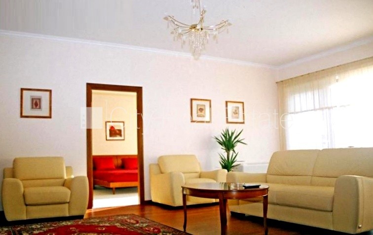 Sludinājumi. Projekts - Jūras Pils, jaunceltne, pagalma māja, par terases platību apsaimniekošanas maksa nav Cena: 3000 EUR/mēn Foto #4