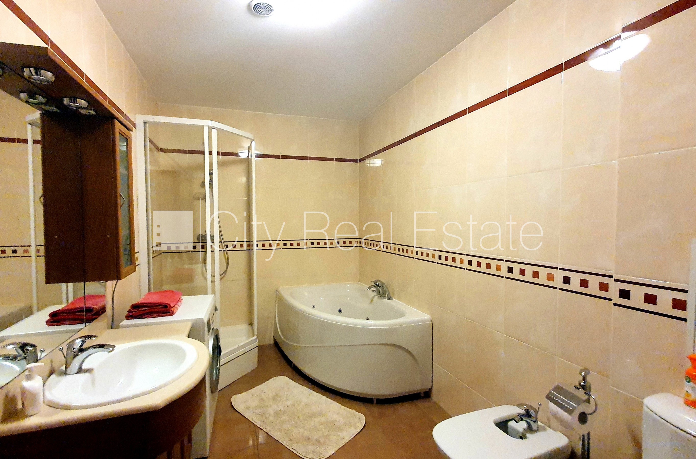 Sludinājumi. Projekts - Jūras Pils, jaunceltne, pagalma māja, par terases platību apsaimniekošanas maksa nav Cena: 3000 EUR/mēn Foto #14