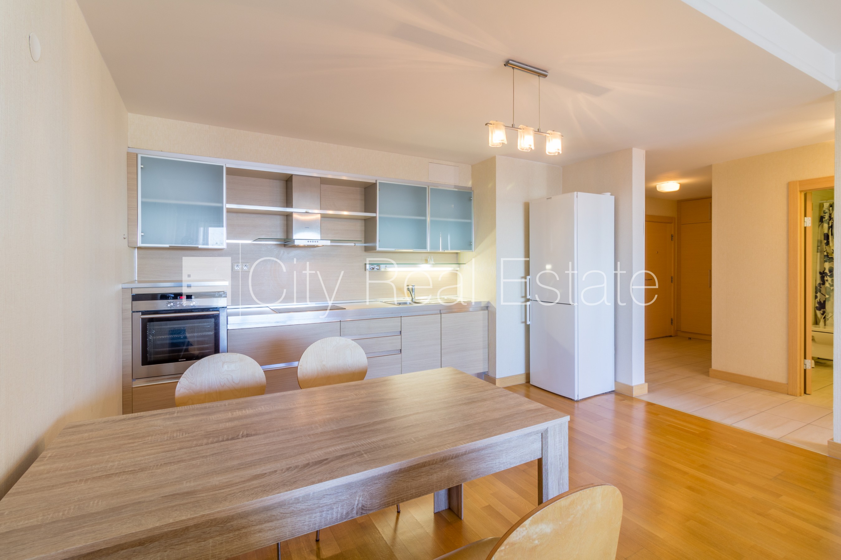 Sludinājumi. Projekts - Panorama Plaza, jaunceltne, fasādes māja, slēgta teritorija, iespēja nomāt pazemes Cena: 680 EUR/mēn Foto #3