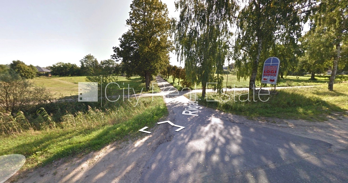 Sludinājumi. Atļauts būvēt vienstāvu ēku, atļauts būvēt divu stāvu ēku, zeme robežojas ar ielu, zeme robežojas Cena: 86940 EUR Foto #5